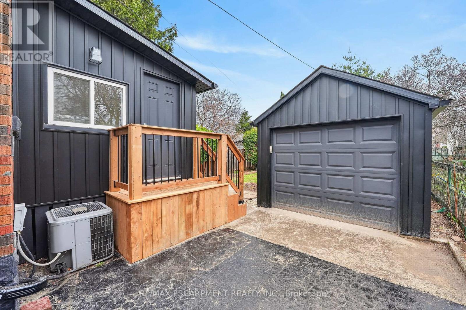 101 Houghton Avenue S, Hamilton, Ontario  L8K 2M9 - Photo 36 - X13053854