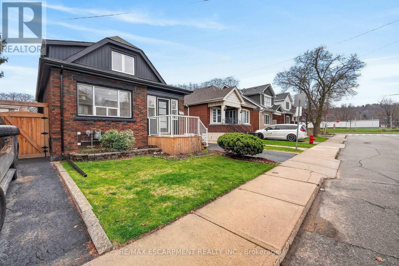 101 Houghton Avenue S, Hamilton, Ontario  L8K 2M9 - Photo 5 - X13053854