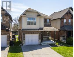 90 CAPTAIN MCCALLUM DRIVE, Wilmot, Ontario
