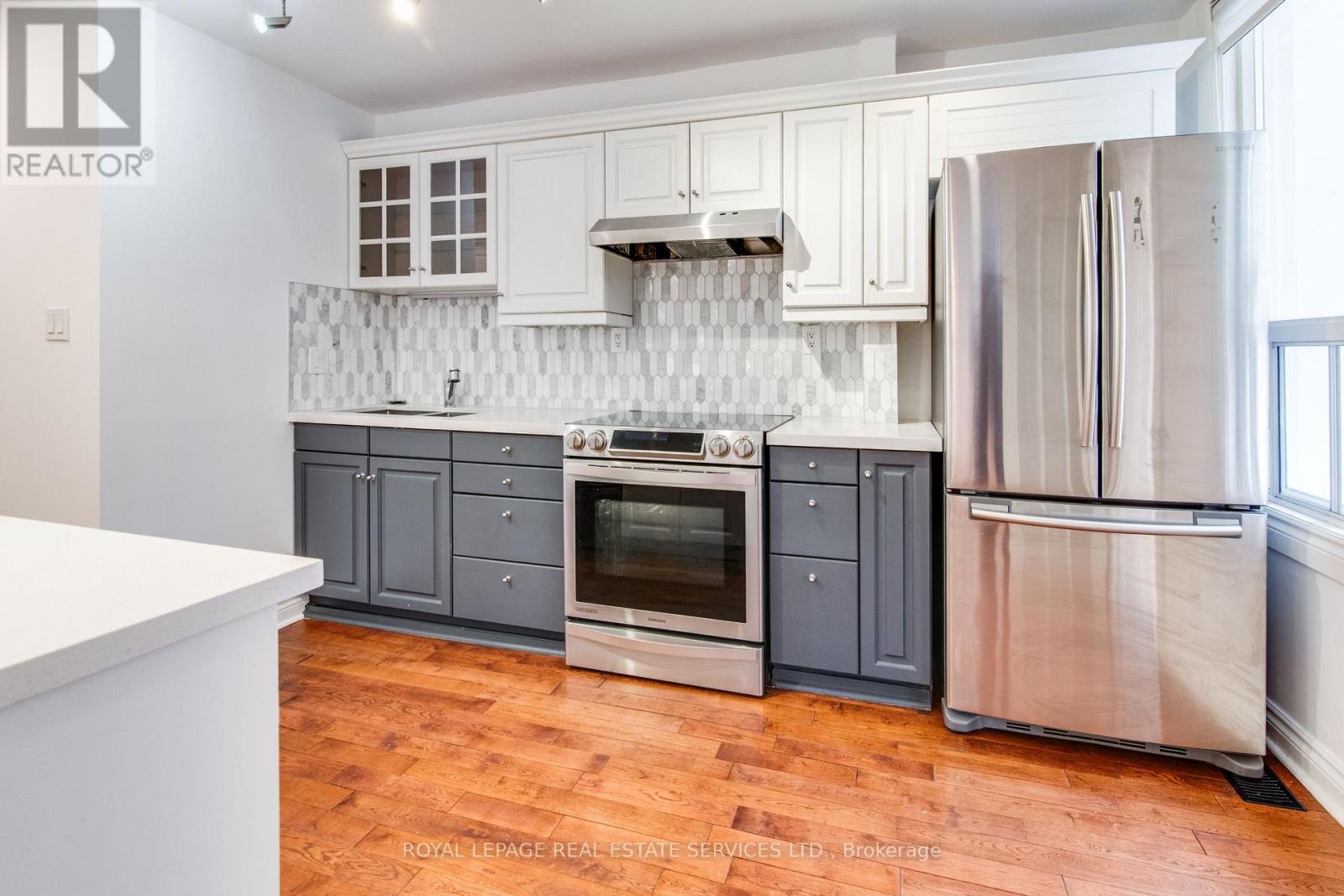 40 Prince Rupert Avenue, Toronto, Ontario  M6P 2A7 - Photo 11 - W13049990