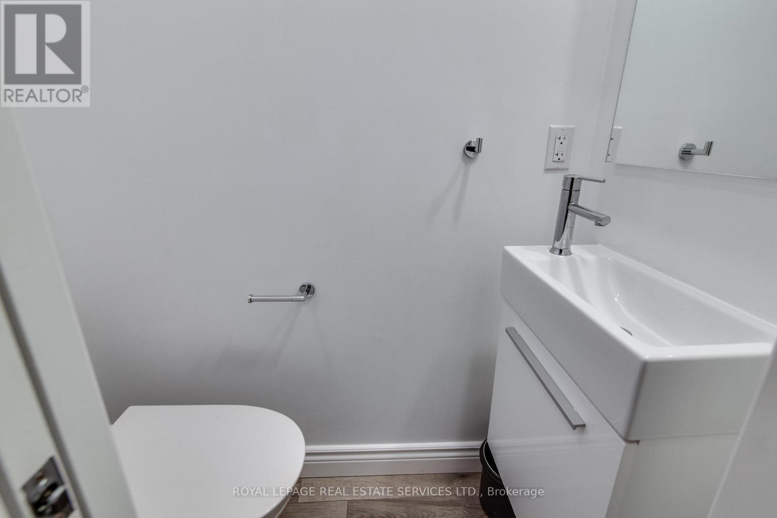 40 Prince Rupert Avenue, Toronto, Ontario  M6P 2A7 - Photo 19 - W13049990