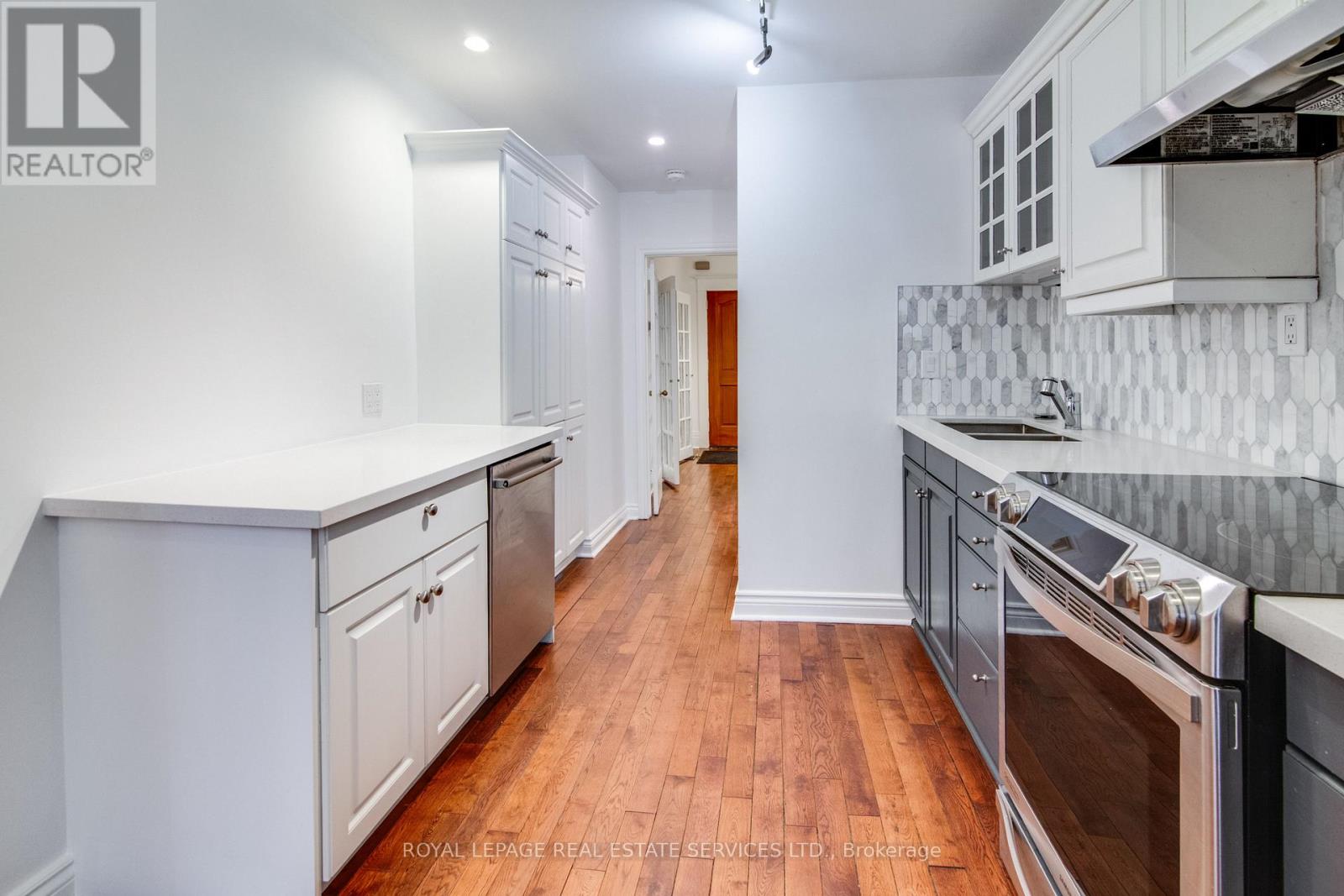 40 Prince Rupert Avenue, Toronto, Ontario  M6P 2A7 - Photo 13 - W13049990