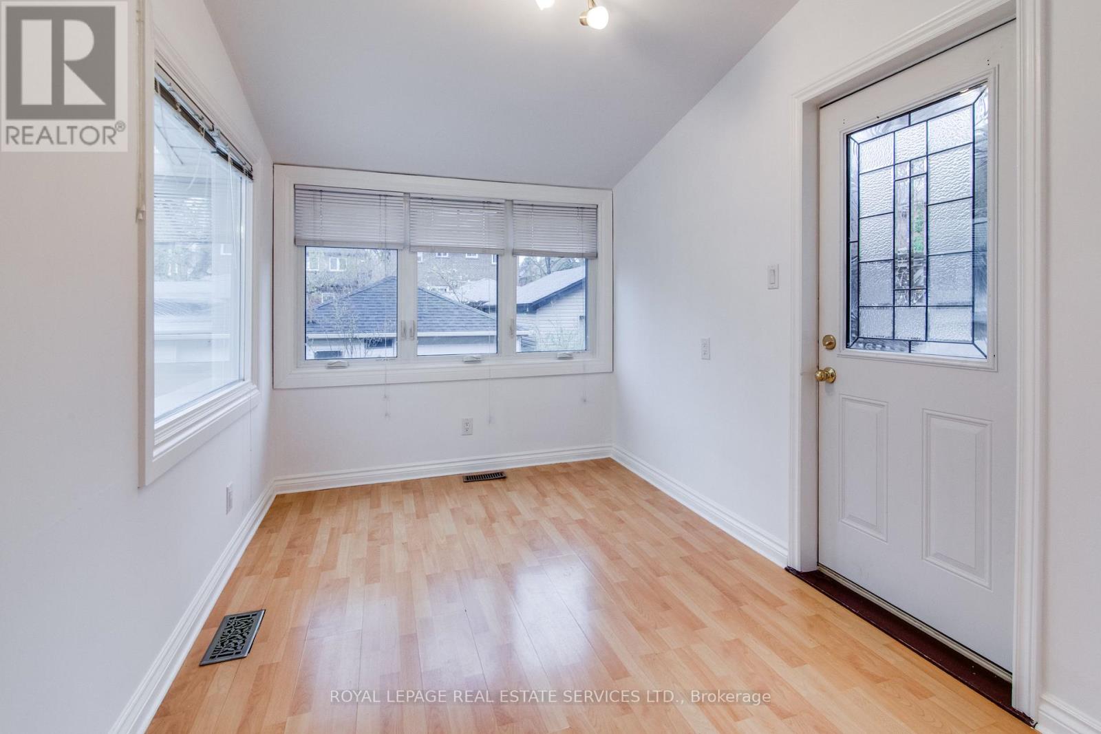 40 Prince Rupert Avenue, Toronto, Ontario  M6P 2A7 - Photo 16 - W13049990