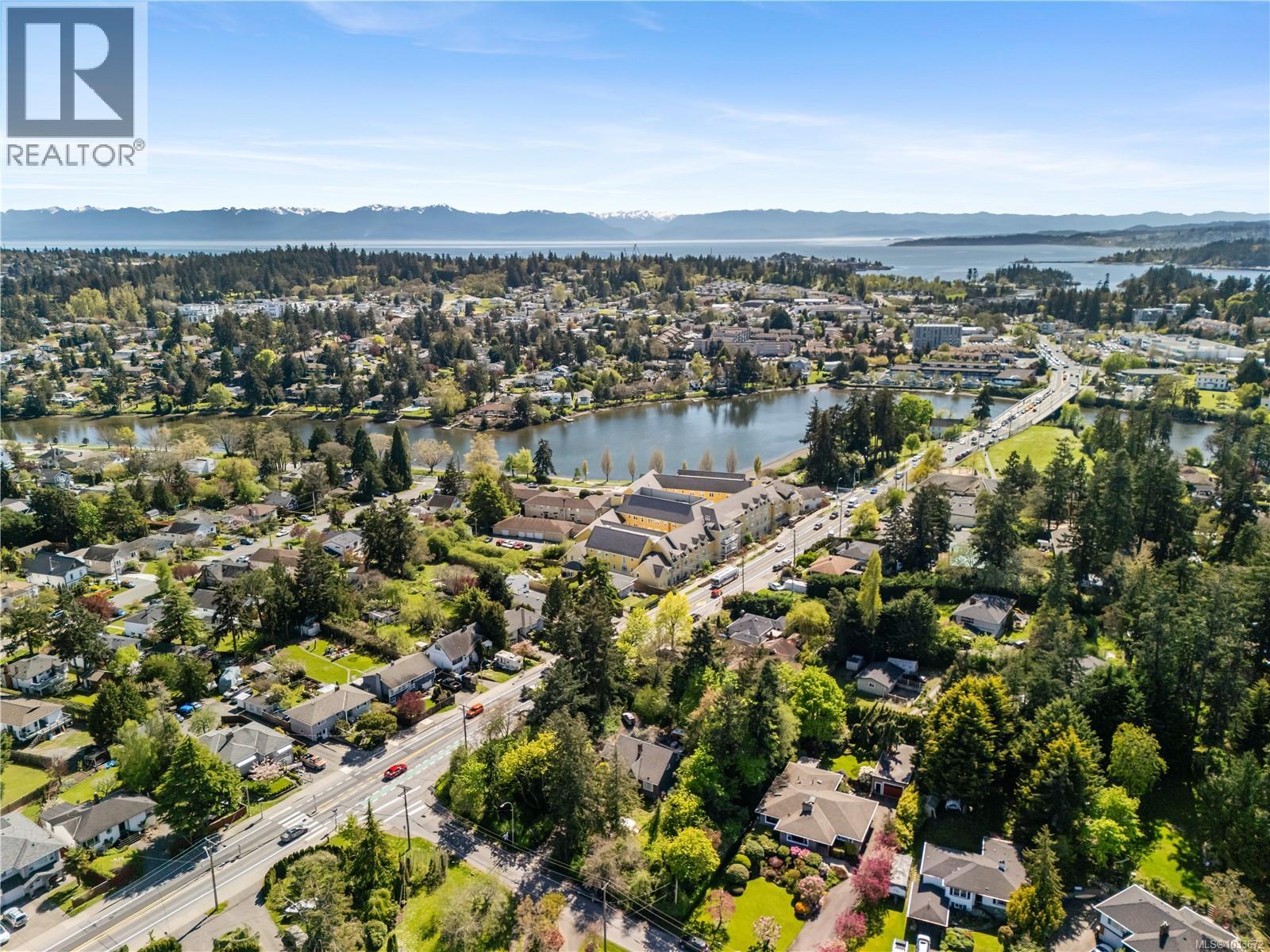 2895 Murray Dr, Saanich, British Columbia  V9A 2S6 - Photo 29 - 1033672