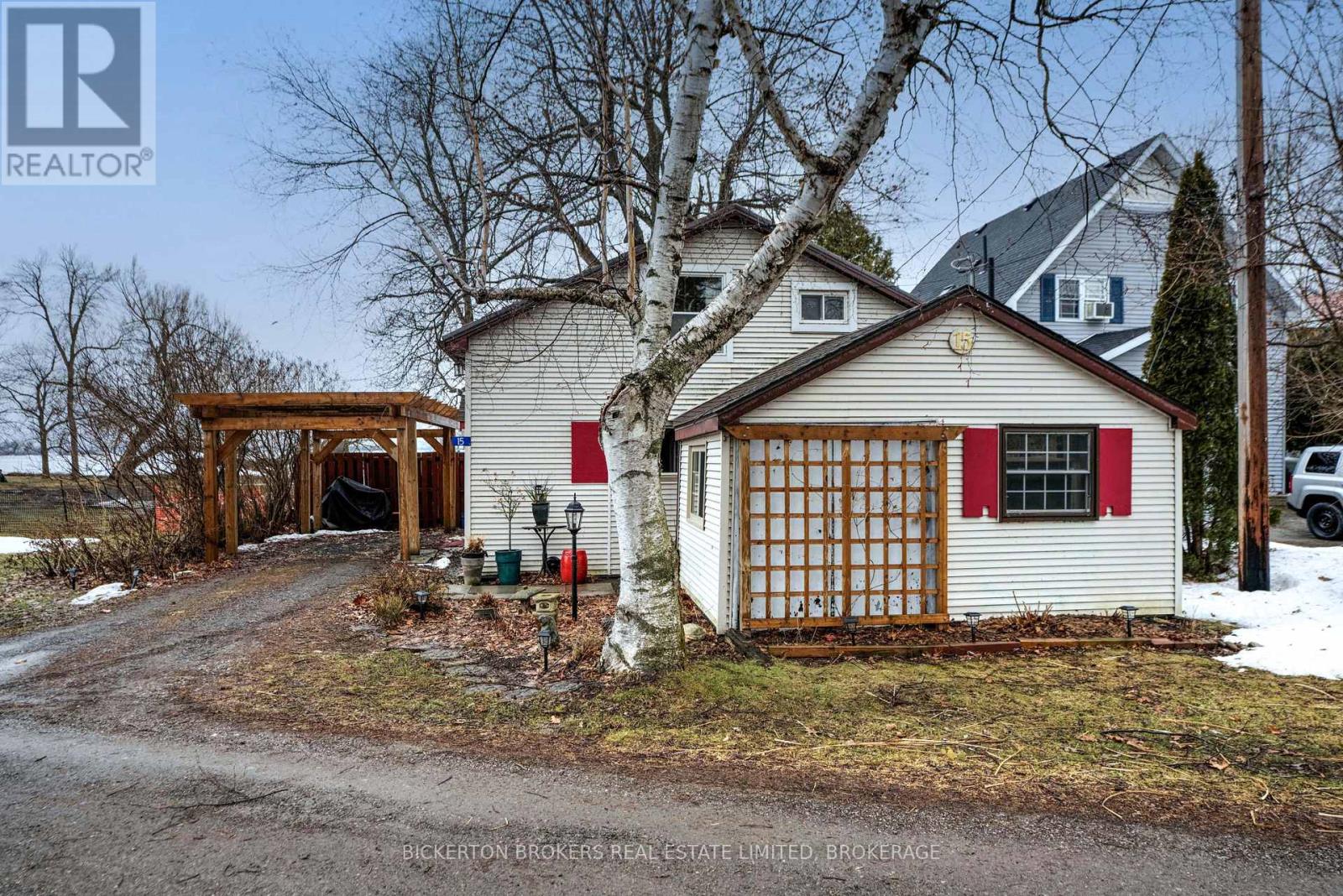 15 Sturtivans Lane, Front Of Leeds & Seeleys Bay, Ontario  K7G 2V4 - Photo 2 - X12887896