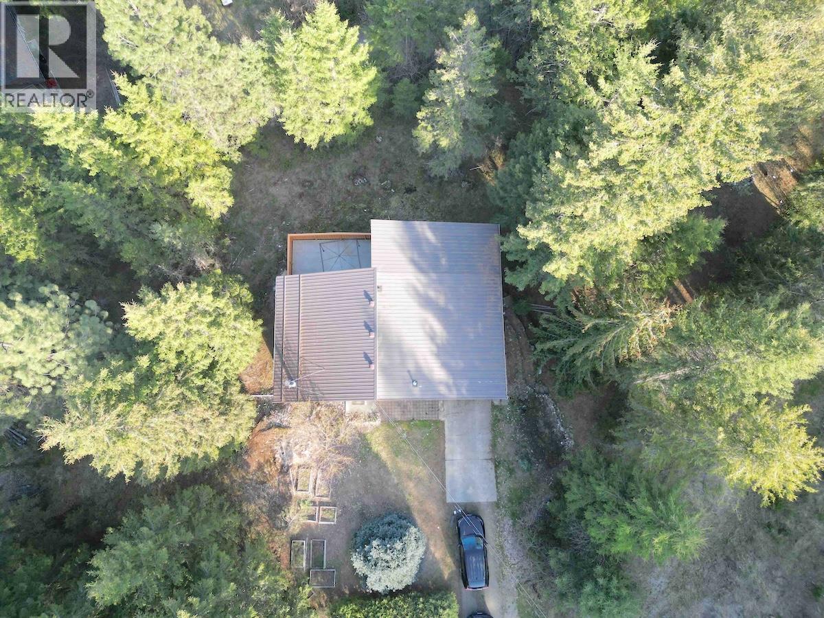 102 Chase Road, Christina Lake, British Columbia  V0H 1E0 - Photo 31 - 10385180