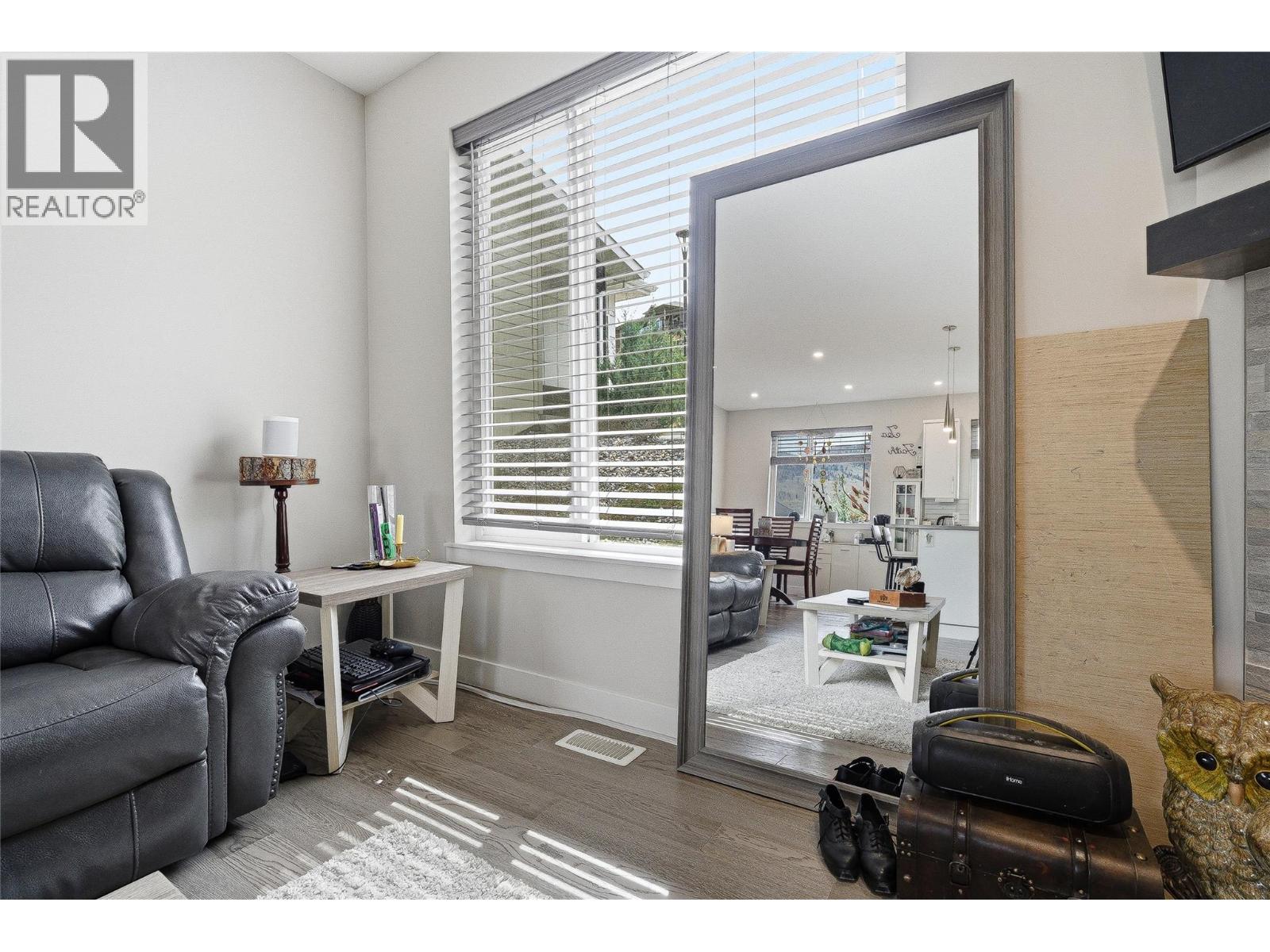 2045 Stagecoach Drive Unit# 102, Kamloops, British Columbia  V2B 0H8 - Photo 13 - 10383408