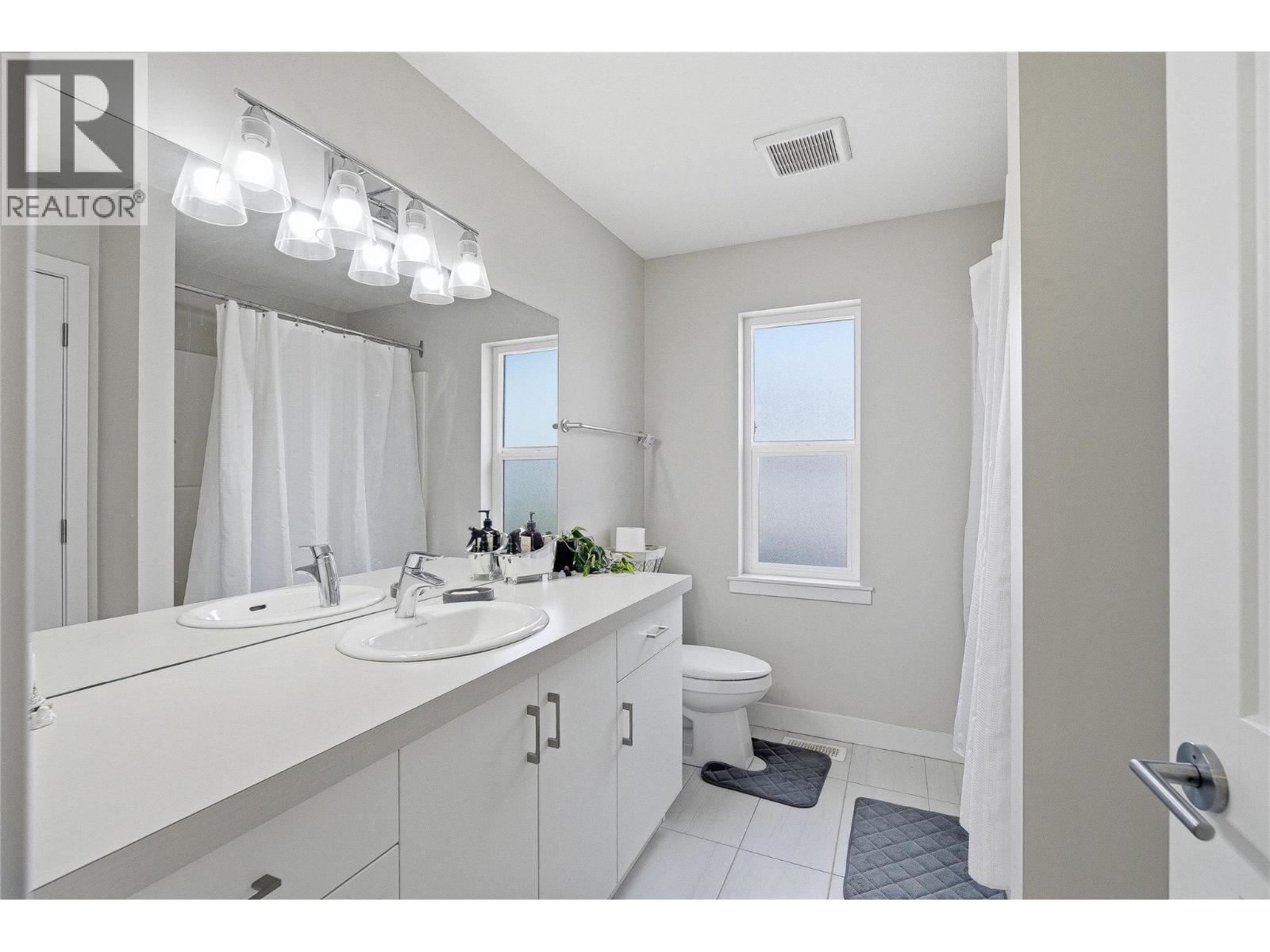 2045 Stagecoach Drive Unit# 102, Kamloops, British Columbia  V2B 0H8 - Photo 30 - 10383408