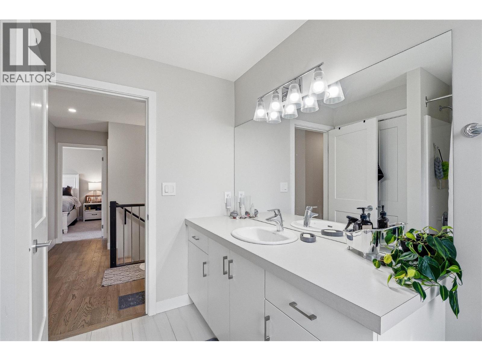 2045 Stagecoach Drive Unit# 102, Kamloops, British Columbia  V2B 0H8 - Photo 31 - 10383408