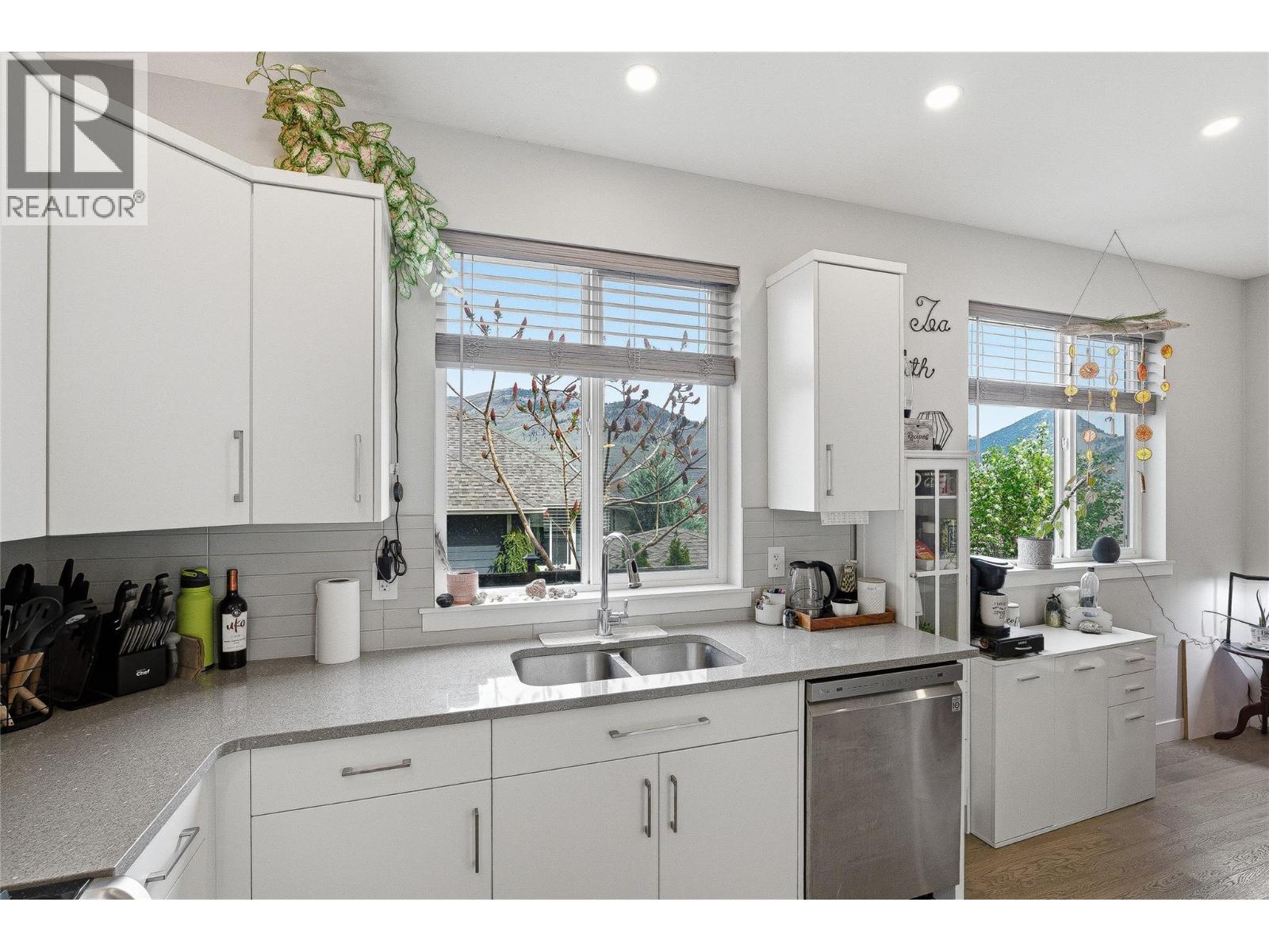 2045 Stagecoach Drive Unit# 102, Kamloops, British Columbia  V2B 0H8 - Photo 9 - 10383408