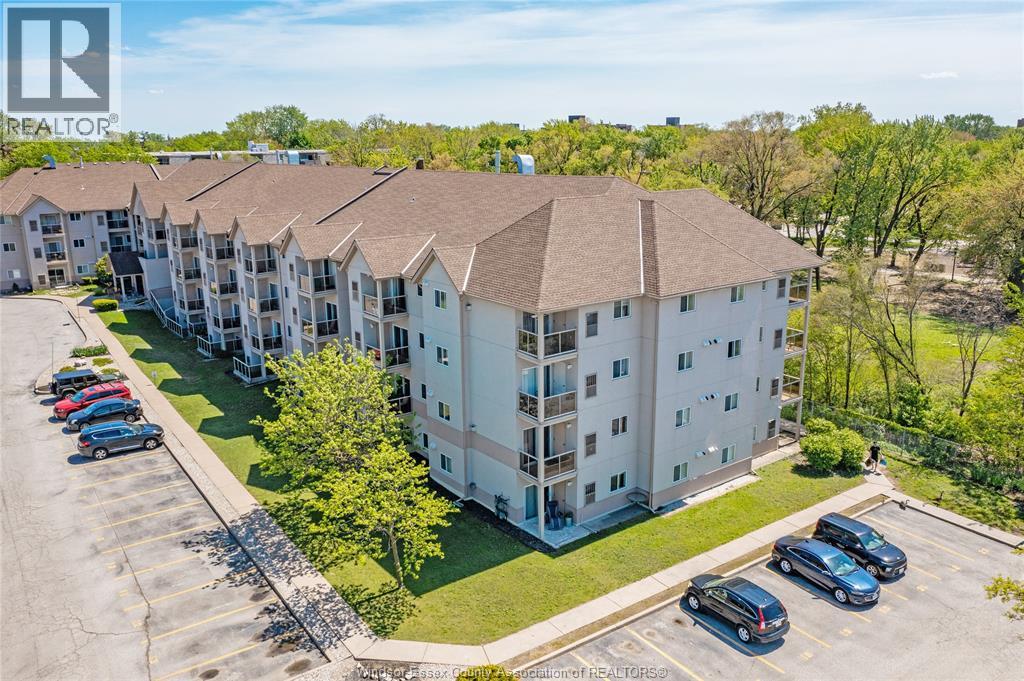 MLS# 26009260: 3000 SANDWICH STREET Unit# 414, Windsor, Canada