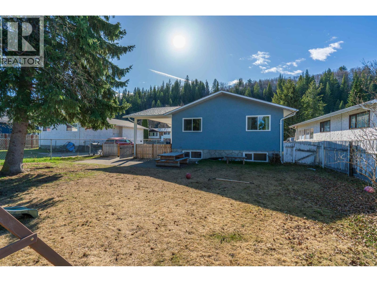 122 Van Somer Street, Prince George, British Columbia  V2M 6E1 - Photo 7 - R3116618