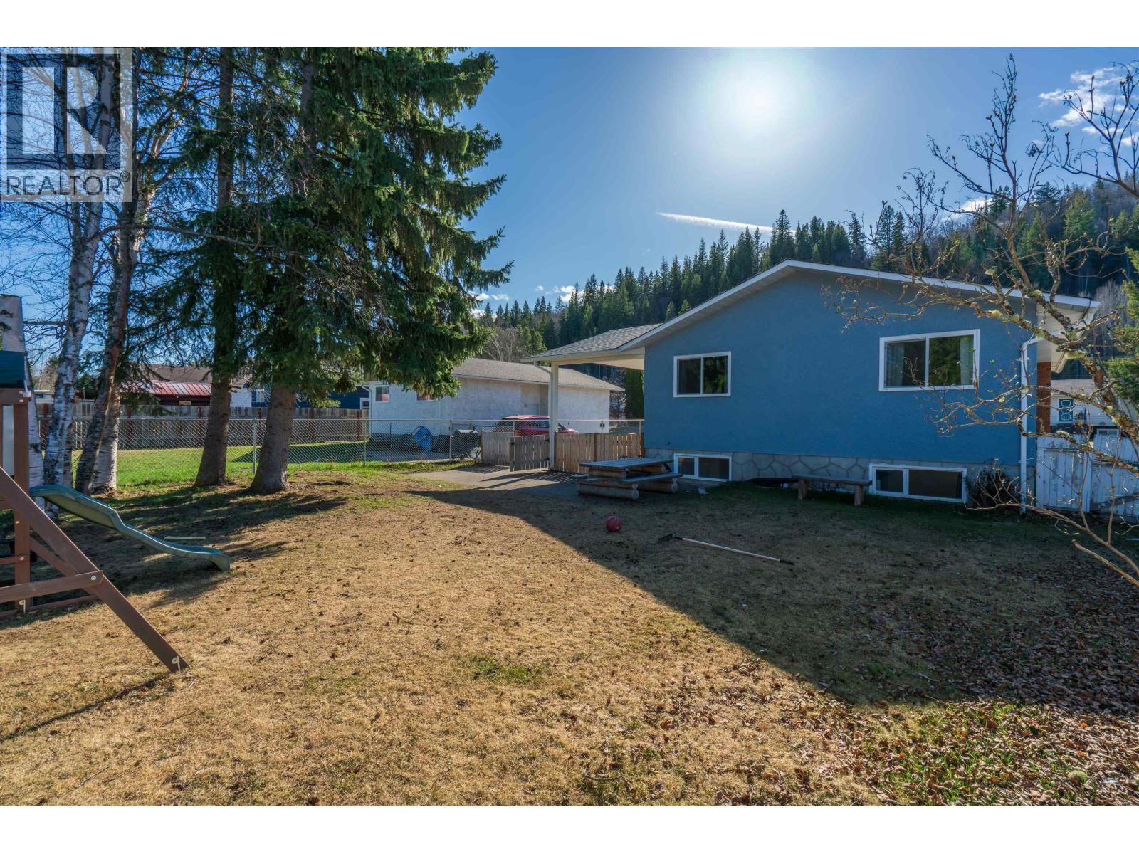 122 Van Somer Street, Prince George, British Columbia  V2M 6E1 - Photo 8 - R3116618