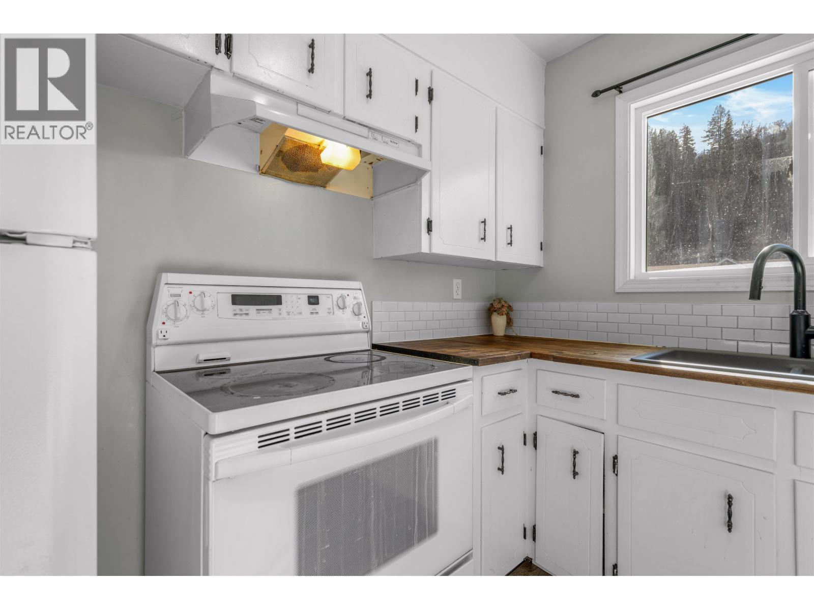 122 Van Somer Street, Prince George, British Columbia  V2M 6E1 - Photo 16 - R3116618