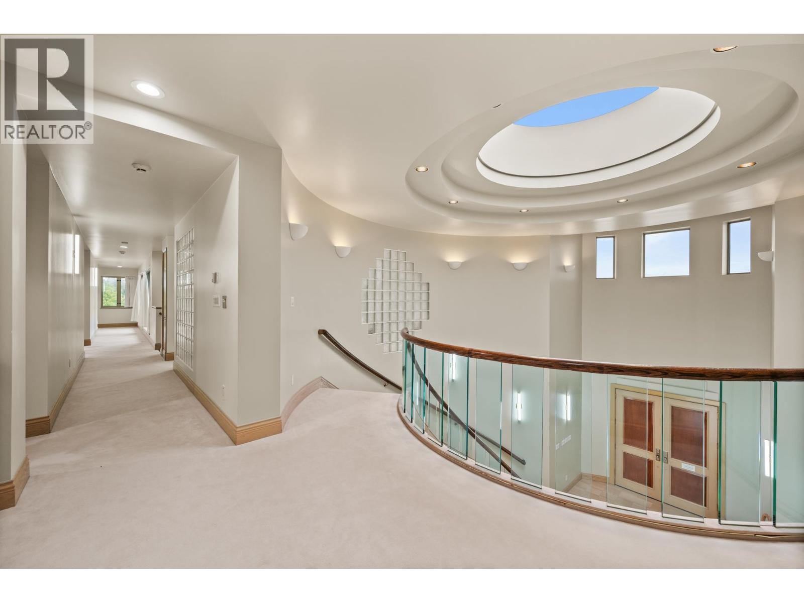 828 Beachview Drive, North Vancouver, British Columbia  V7G 1R1 - Photo 12 - R3046935