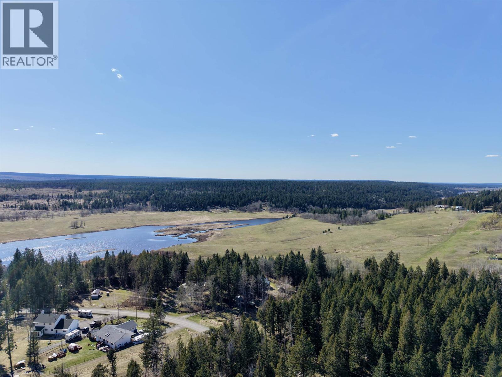 4975 Gloinnzun Drive, 108 Mile Ranch, British Columbia  V0K 2Z0 - Photo 33 - R3116349