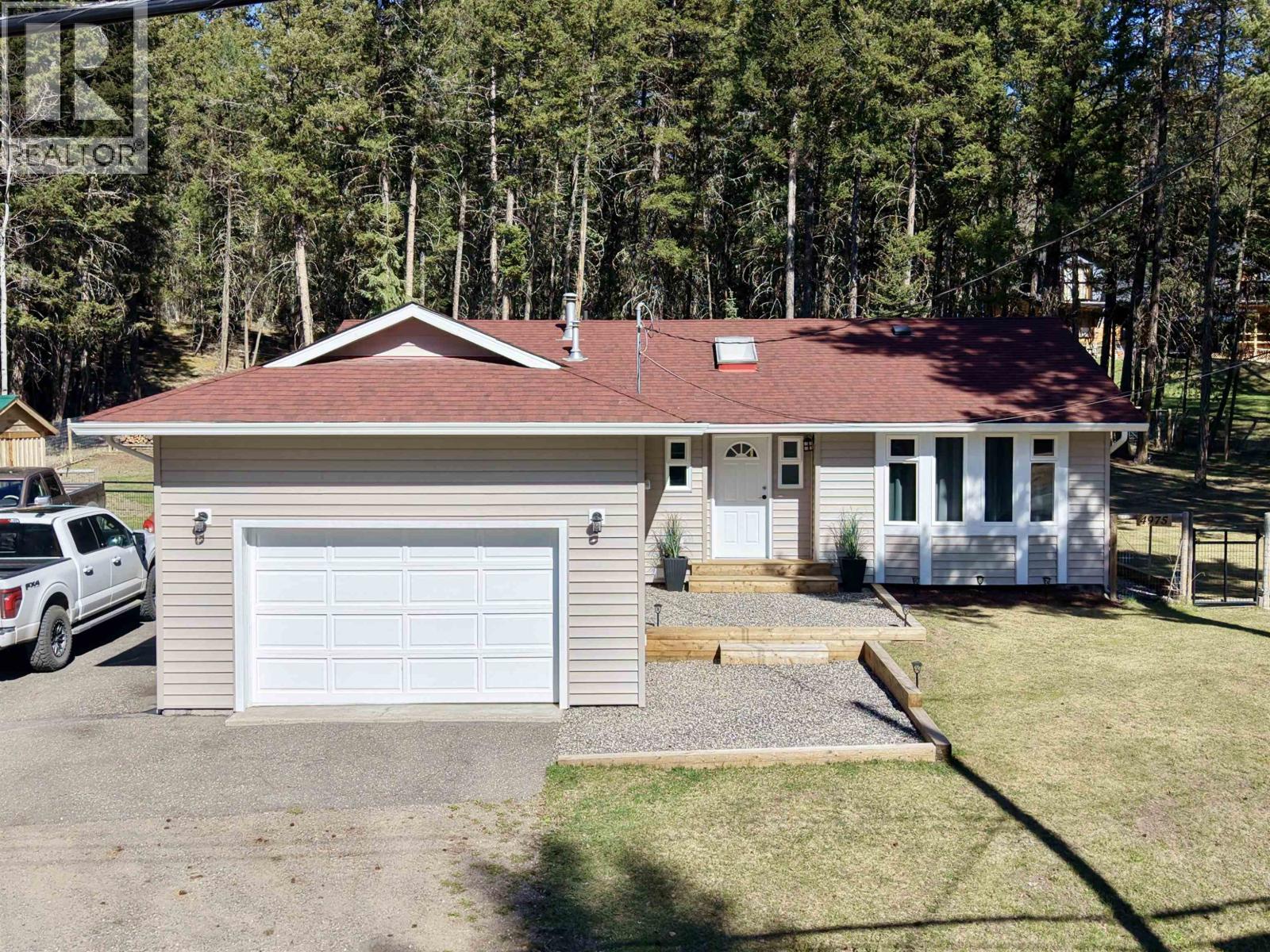4975 Gloinnzun Drive, 108 Mile Ranch, British Columbia  V0K 2Z0 - Photo 26 - R3116349