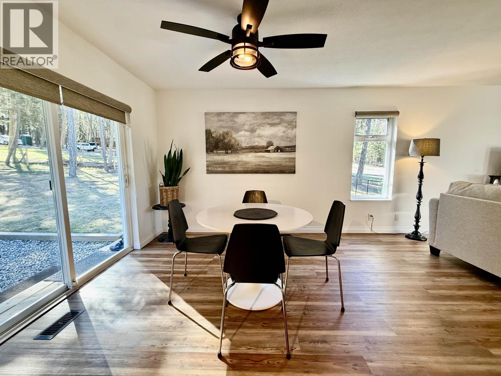 4975 Gloinnzun Drive, 108 Mile Ranch, British Columbia  V0K 2Z0 - Photo 14 - R3116349