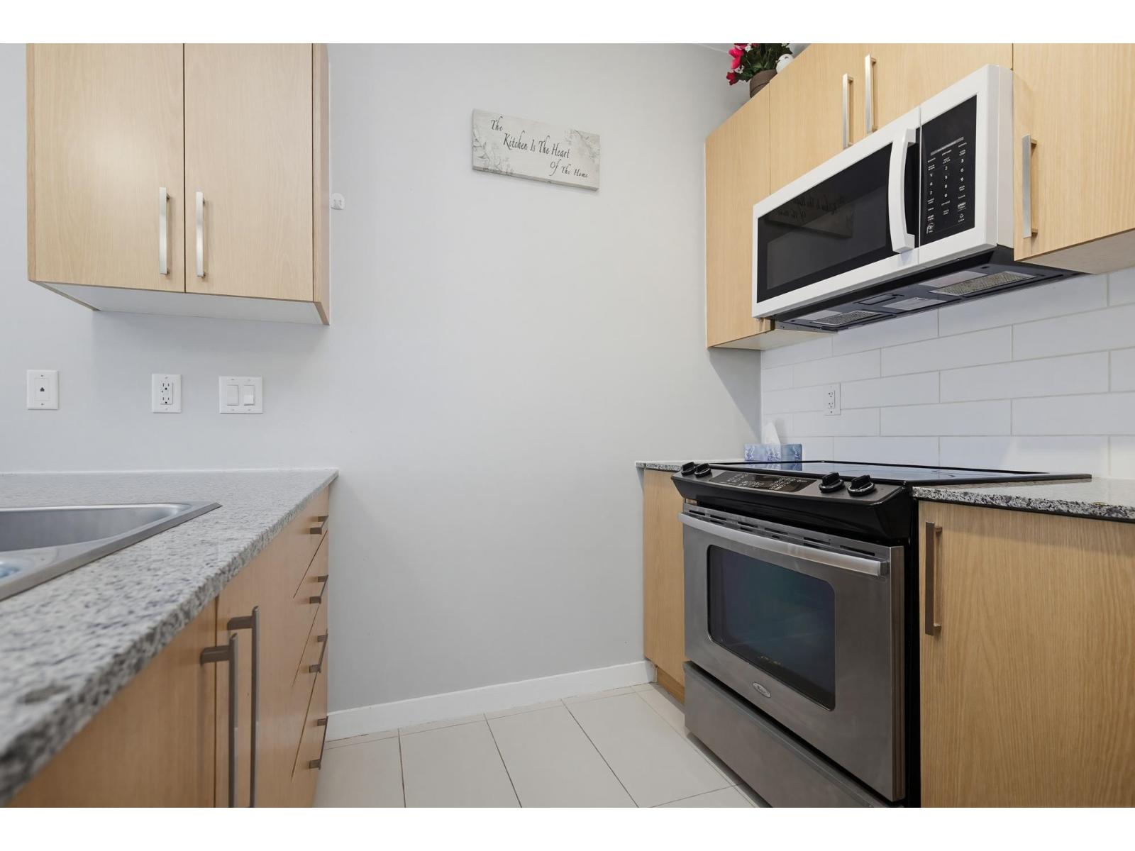 208 2943 Nelson Place, Abbotsford, British Columbia  V2S 0C8 - Photo 11 - R3115876