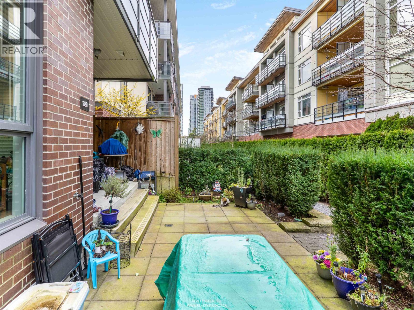 120 5355 Lane Street, Burnaby, British Columbia  V5H 0H1 - Photo 9 - R3093206