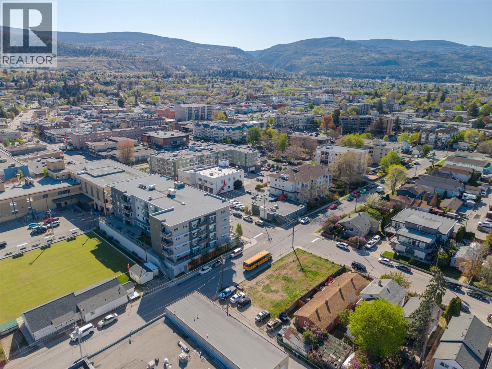 303 Nanaimo Avenue W, Penticton, British Columbia  V2A 1N8 - Photo 8 - 10385007