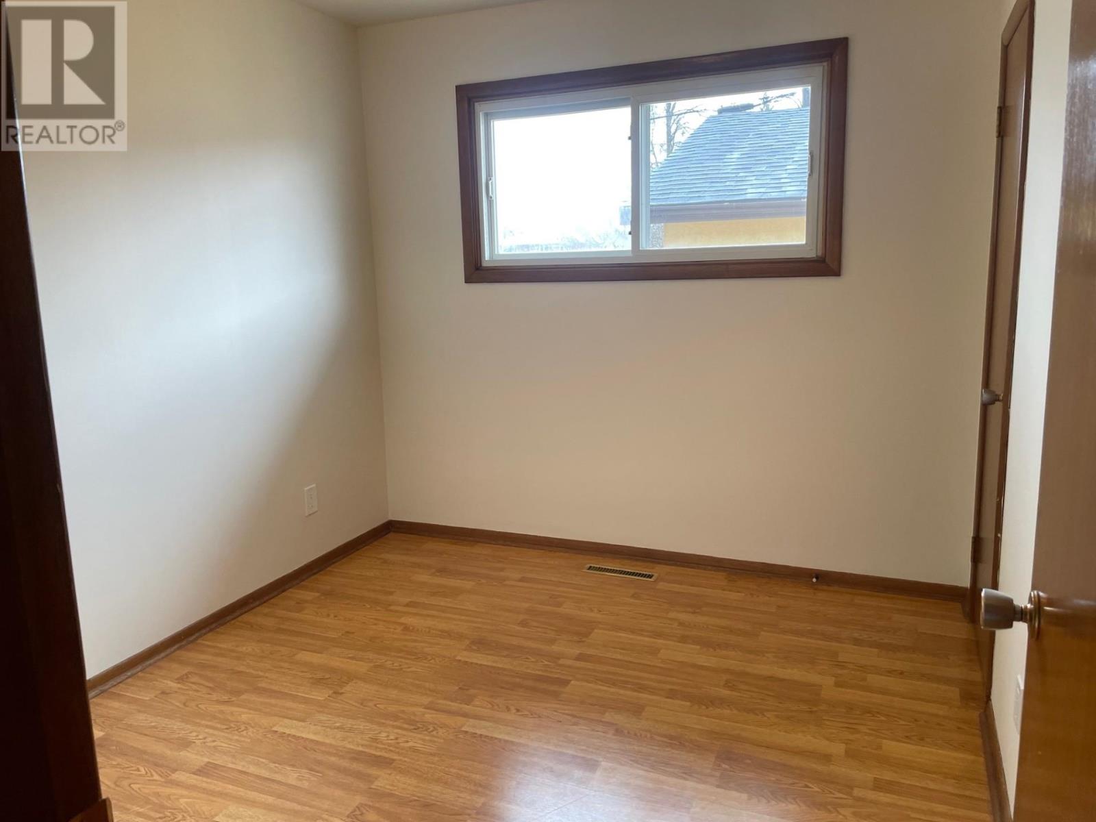 453 Amethyst Cres, Thunder Bay, Ontario  P7C 1T3 - Photo 6 - TB2600817