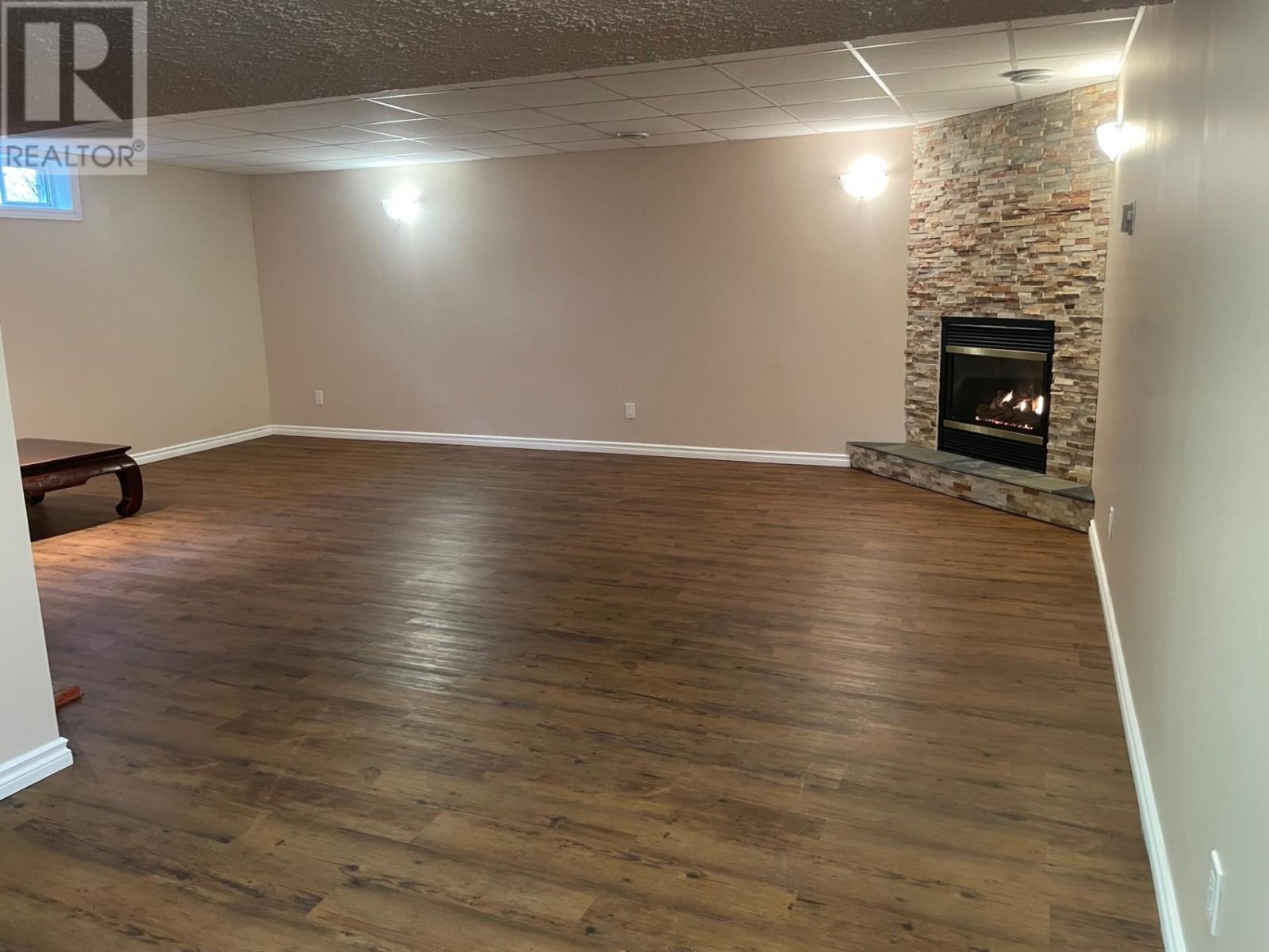 453 Amethyst Cres, Thunder Bay, Ontario  P7C 1T3 - Photo 9 - TB2600817