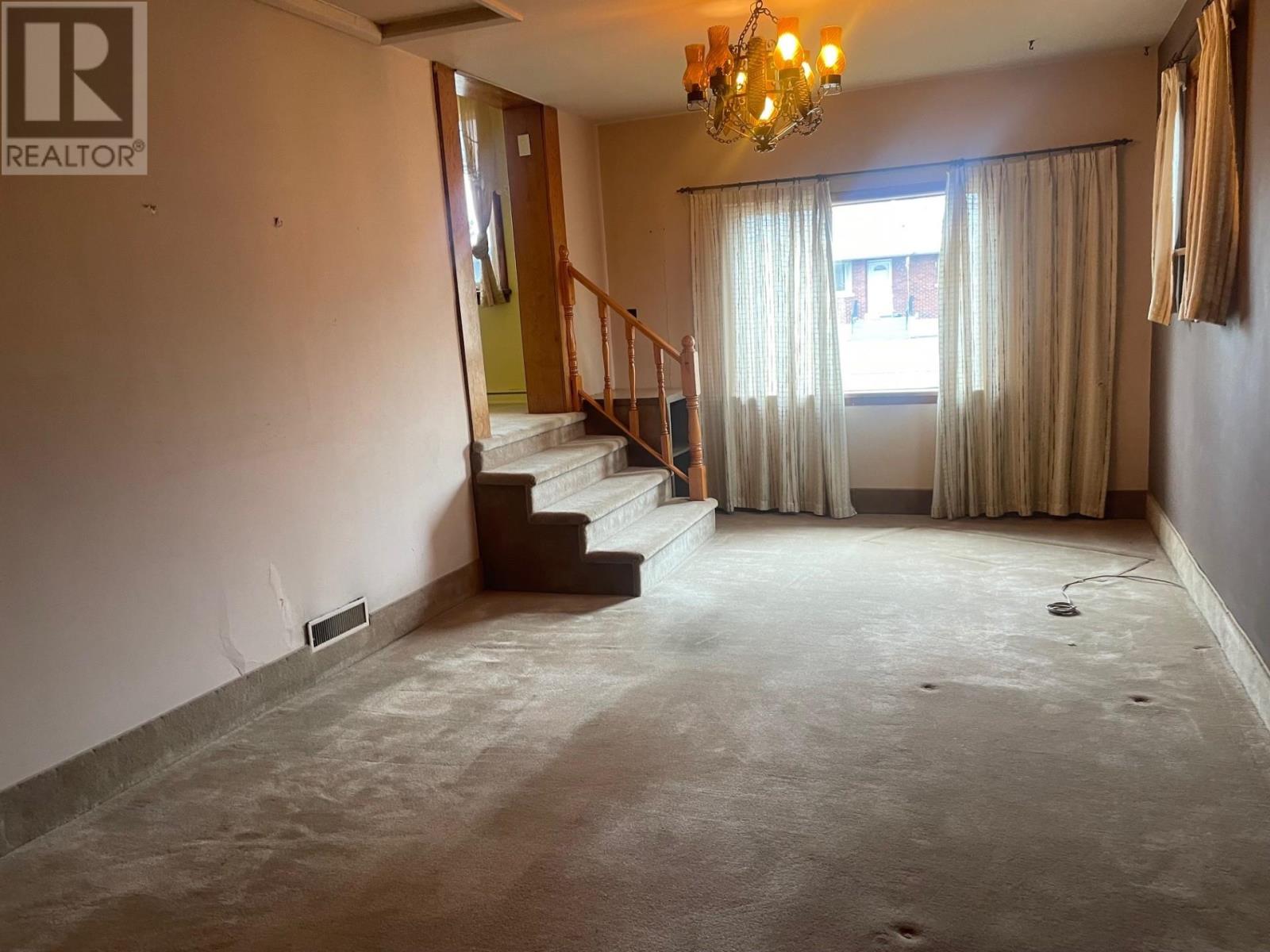 1840 Mcgregor Ave, Thunder Bay, Ontario  P7E 5E8 - Photo 5 - TB2600830