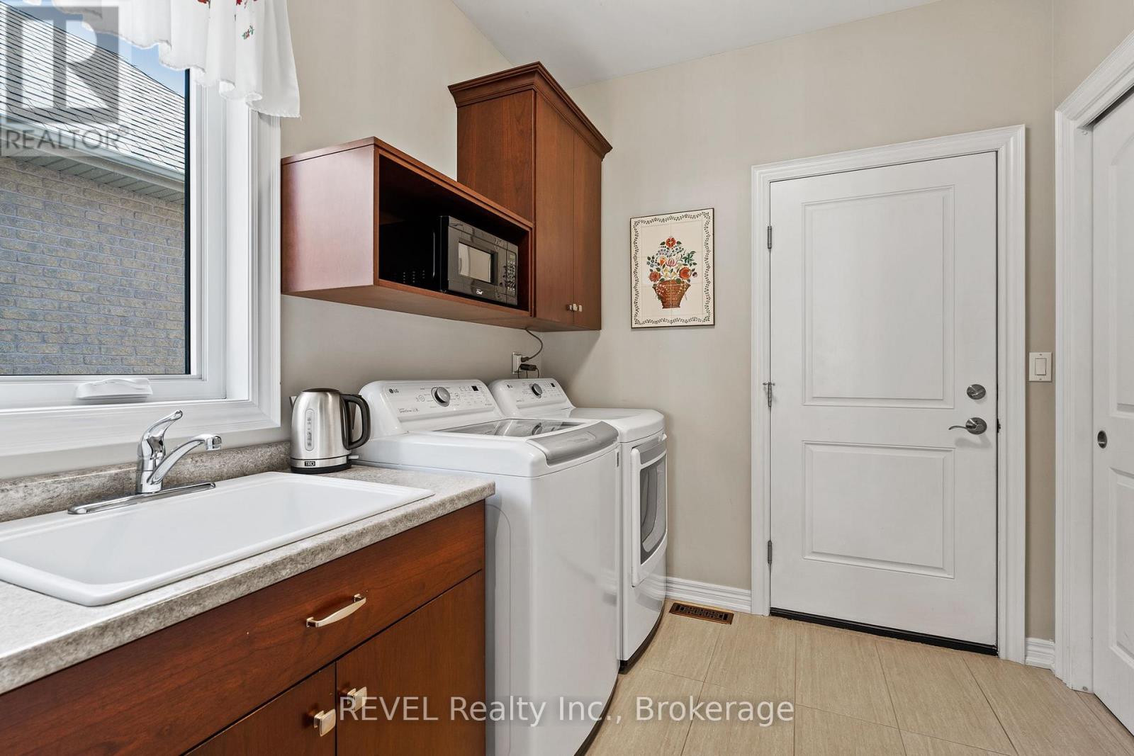 32 Magnolia Lane, Welland, Ontario  L3B 6H9 - Photo 11 - X13053962