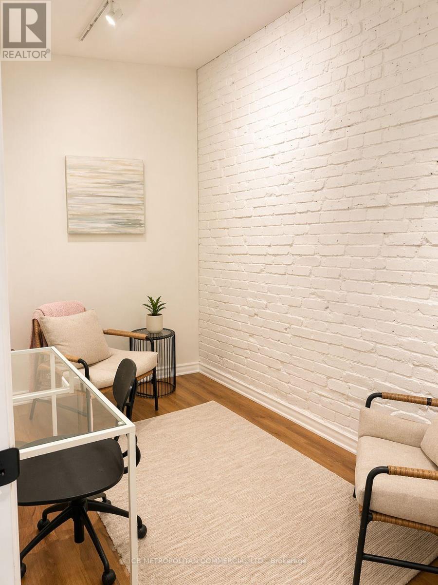 1255 Dundas Street W, Toronto, Ontario  M6J 1X6 - Photo 10 - C13050838