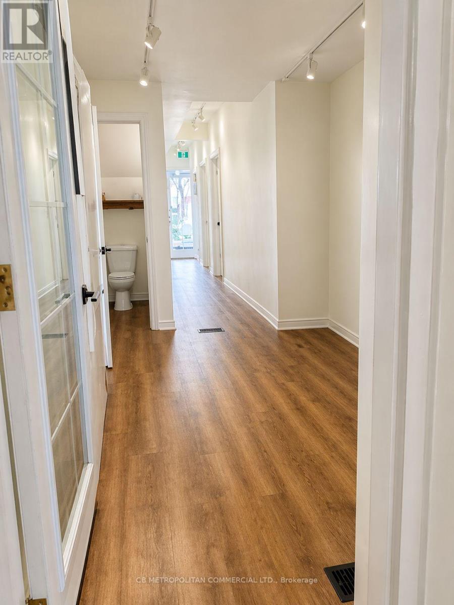 1255 Dundas Street W, Toronto, Ontario  M6J 1X6 - Photo 6 - C13050838