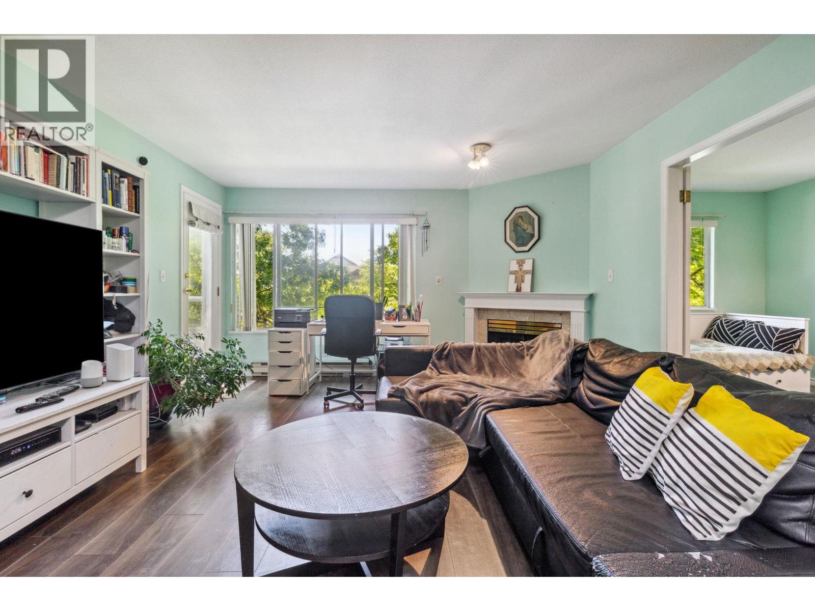 309 7368 Royal Oak Avenue, Burnaby, British Columbia  V5J 4J6 - Photo 3 - R3116737