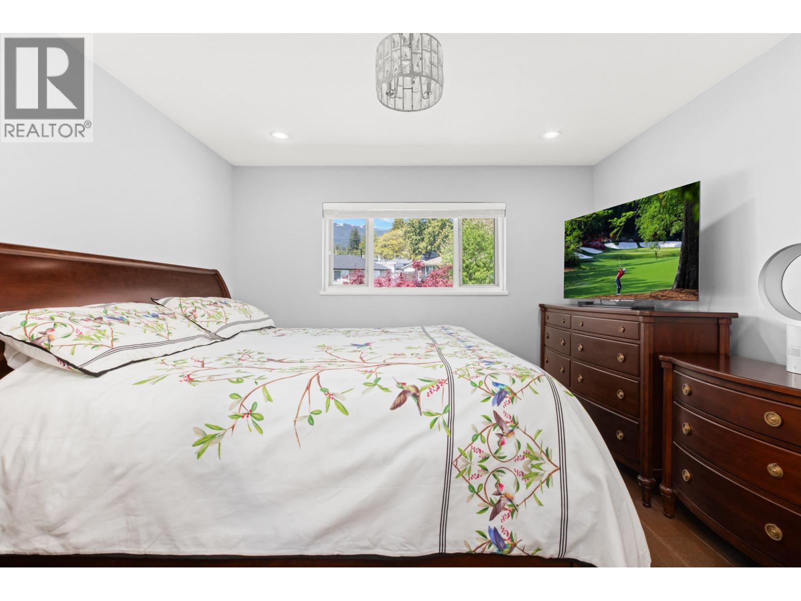 219 E 26th Street, North Vancouver, British Columbia  V7N 1A7 - Photo 15 - R3116736