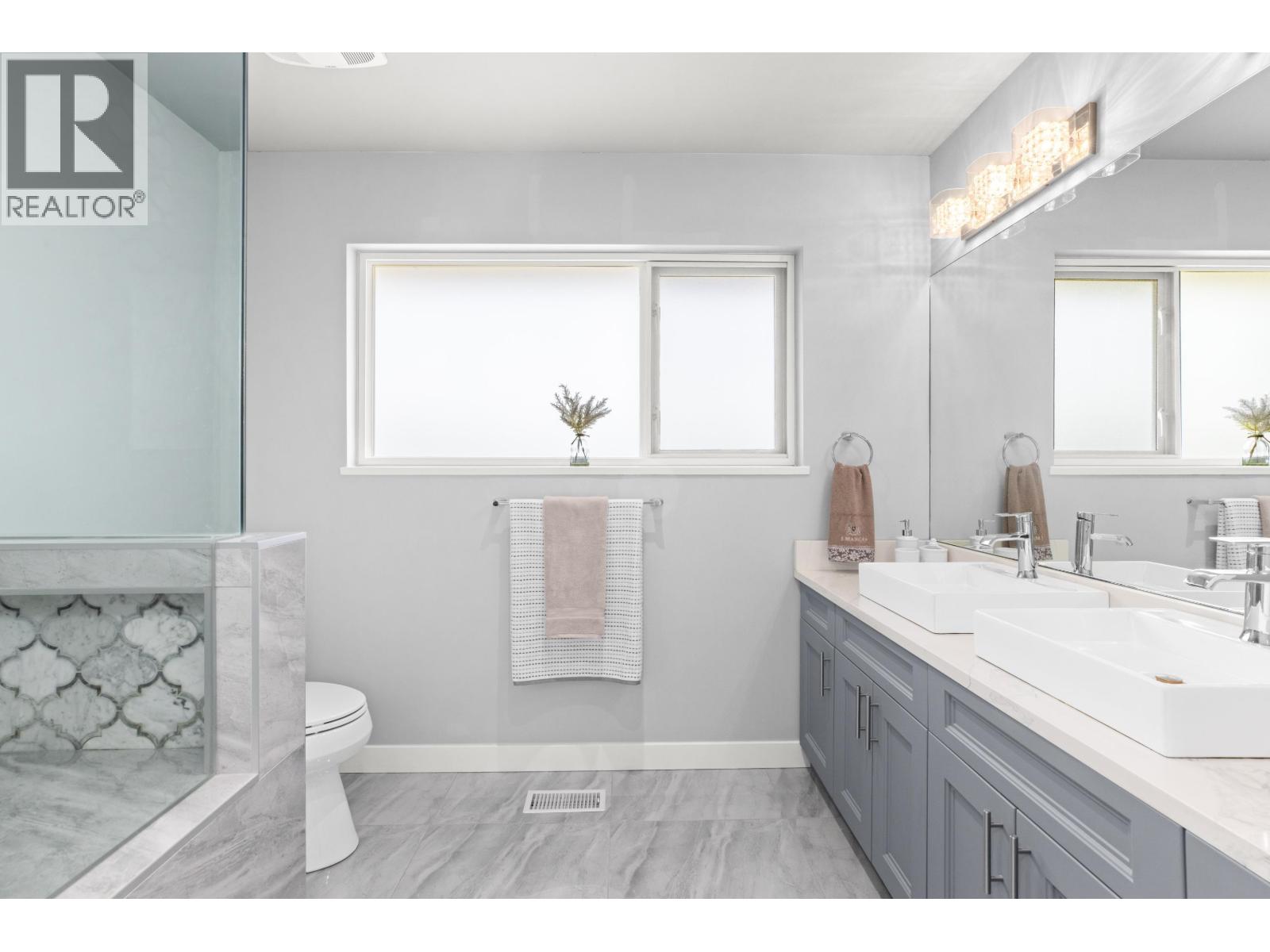 219 E 26th Street, North Vancouver, British Columbia  V7N 1A7 - Photo 17 - R3116736