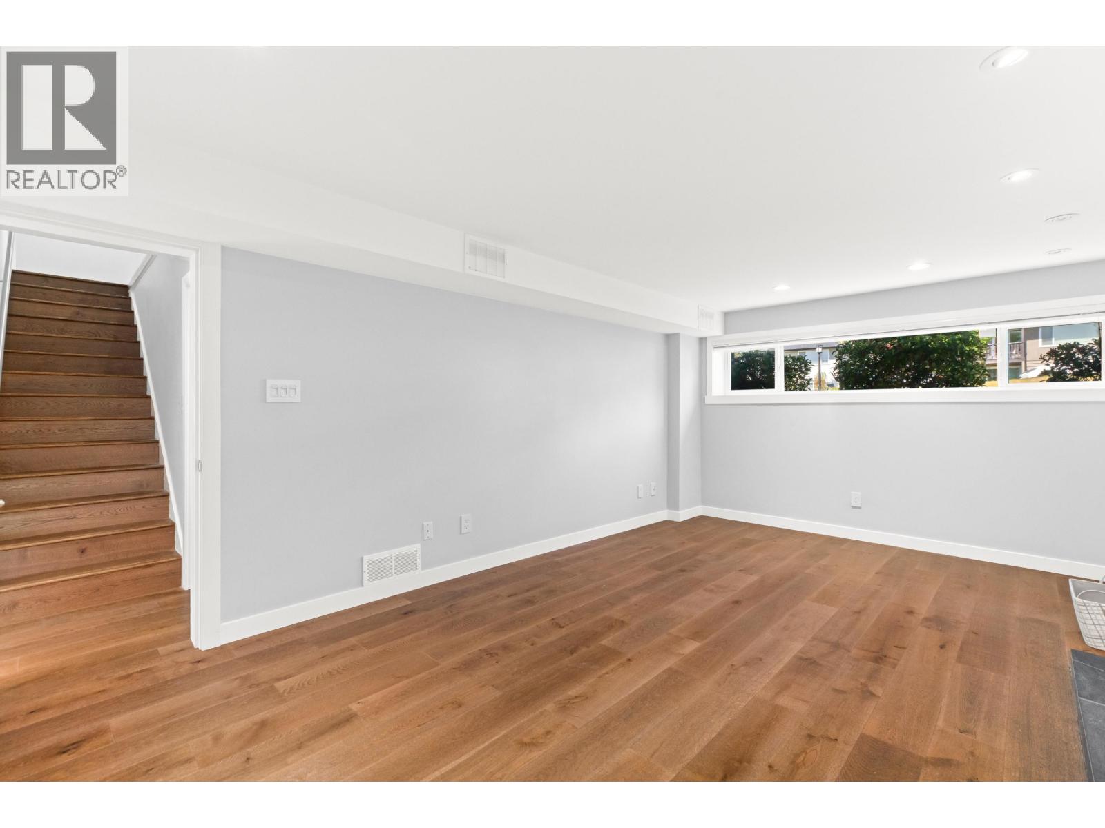 219 E 26th Street, North Vancouver, British Columbia  V7N 1A7 - Photo 25 - R3116736