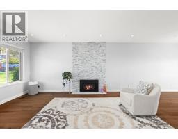 219 E 26TH STREET, North Vancouver, British Columbia