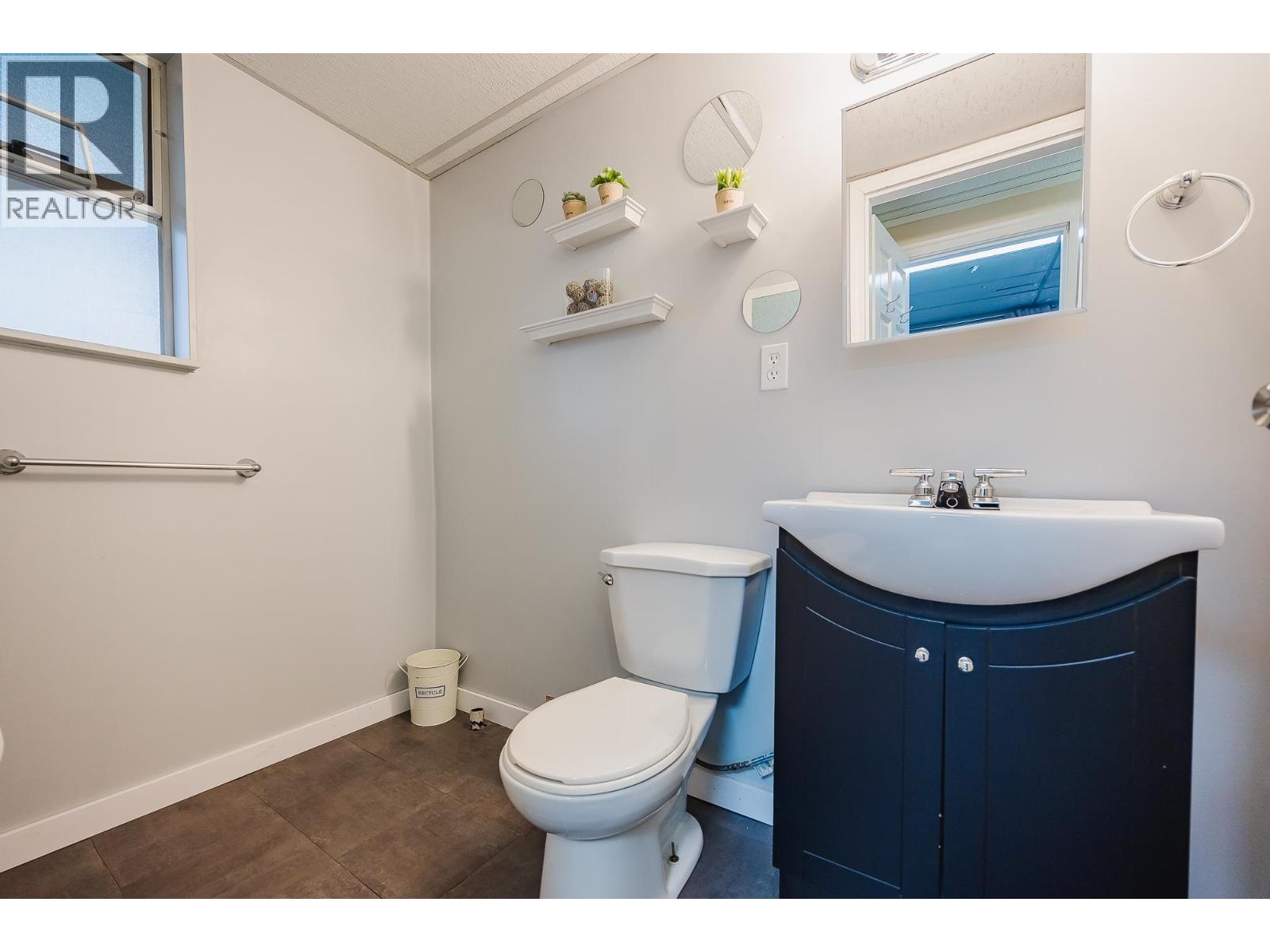 20492 Thorne Avenue, Maple Ridge, British Columbia  V2X 8T8 - Photo 27 - R3116739