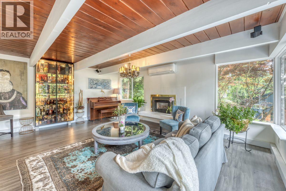 466 E Kings Road, North Vancouver, British Columbia  V7N 1H9 - Photo 11 - R3116752