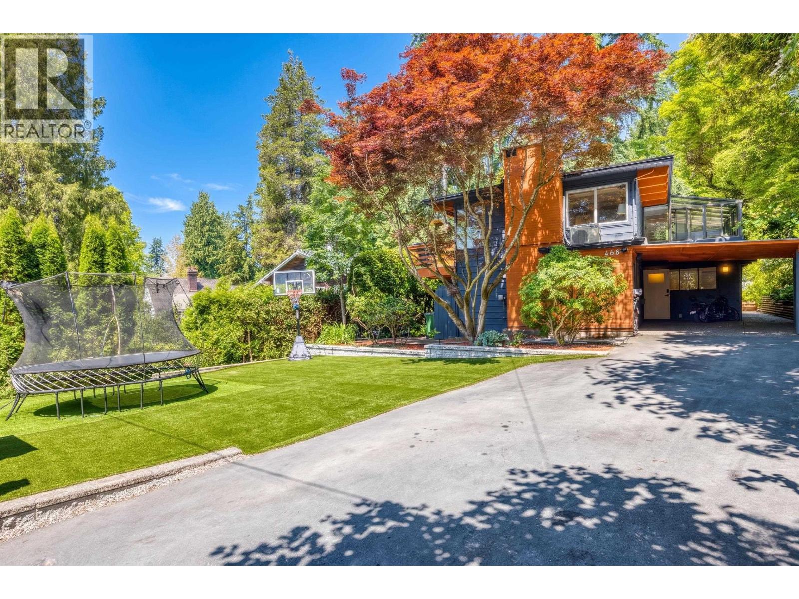 466 E Kings Road, North Vancouver, British Columbia  V7N 1H9 - Photo 2 - R3116752