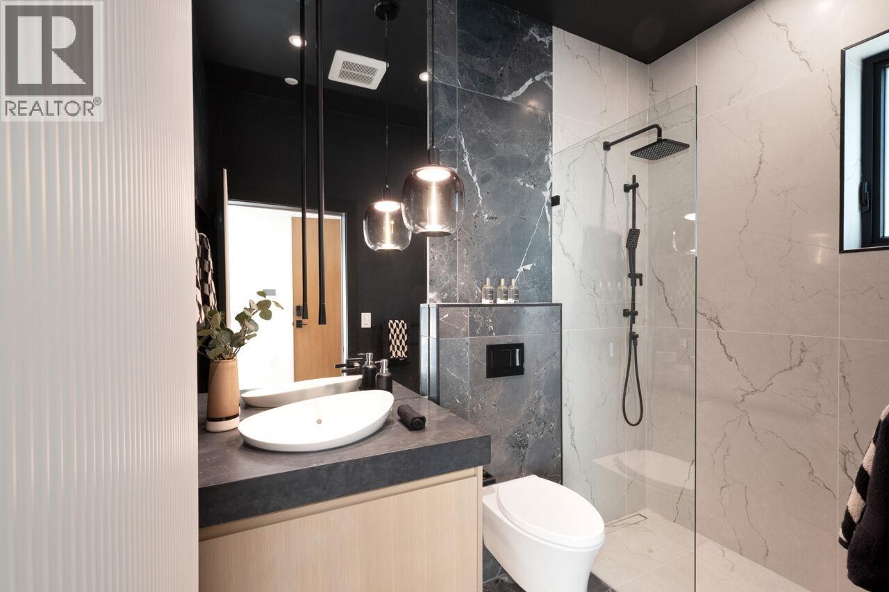 3679 Pandora Street, Vancouver, British Columbia  V5K 1X1 - Photo 15 - R3116774