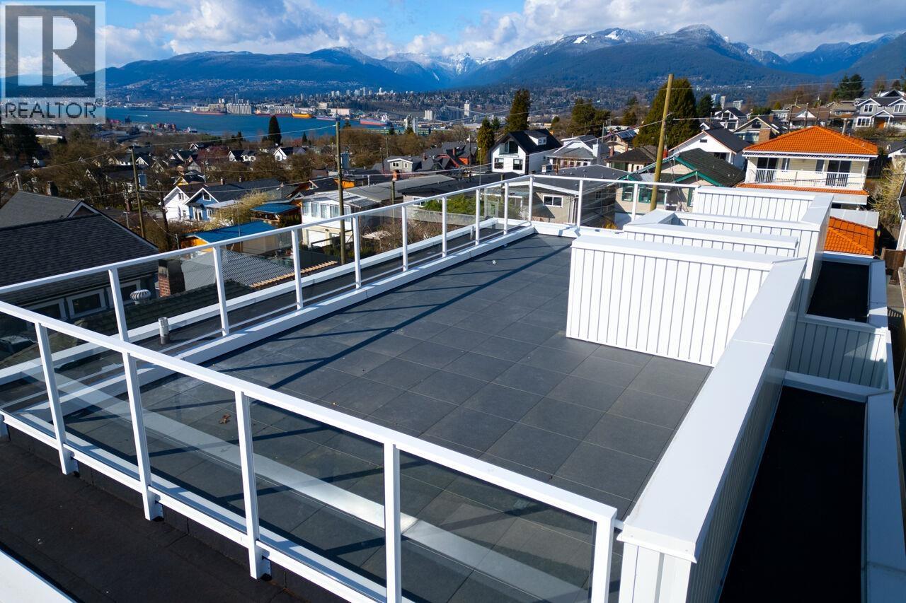 3679 Pandora Street, Vancouver, British Columbia  V5K 1X1 - Photo 37 - R3116774