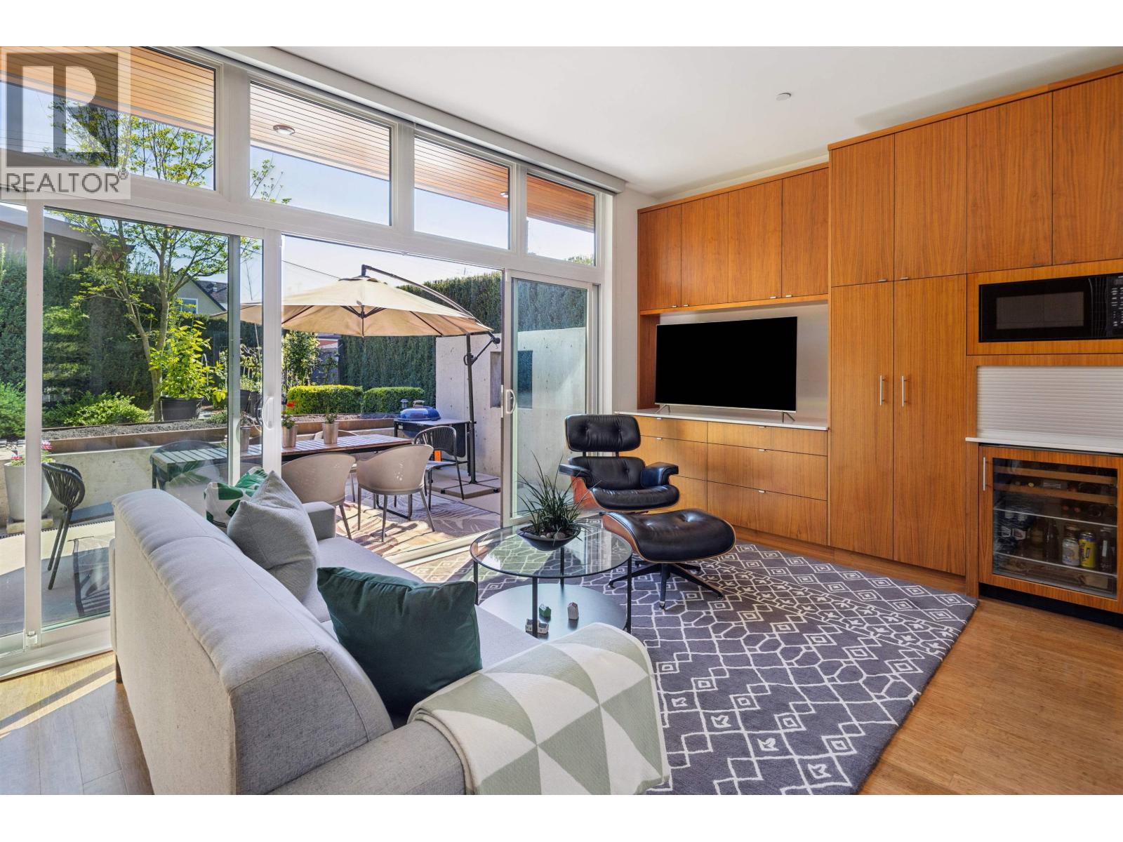 626 E 22 Avenue, Vancouver, British Columbia  V5V 1V4 - Photo 11 - R3116776