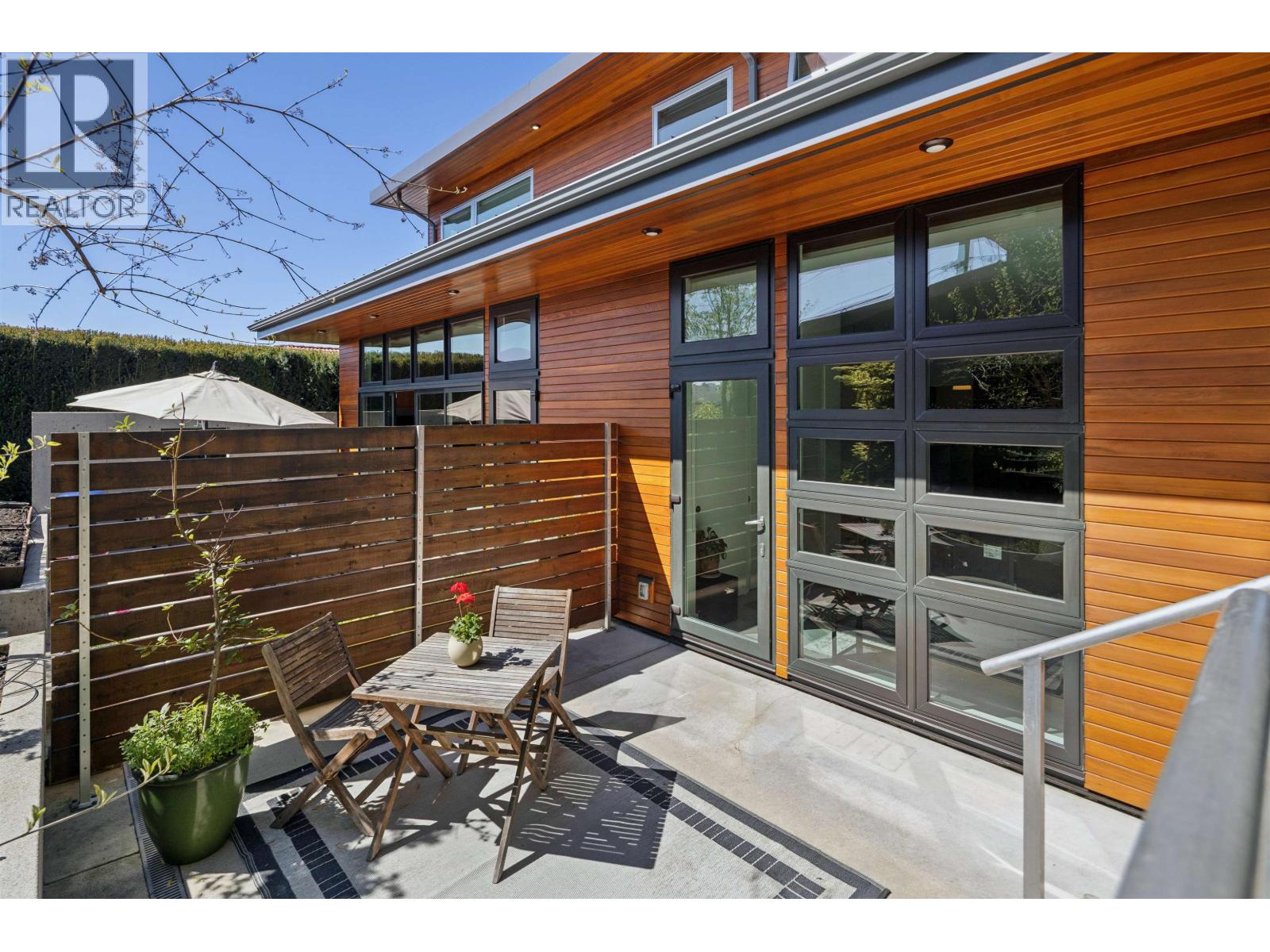 626 E 22 Avenue, Vancouver, British Columbia  V5V 1V4 - Photo 33 - R3116776