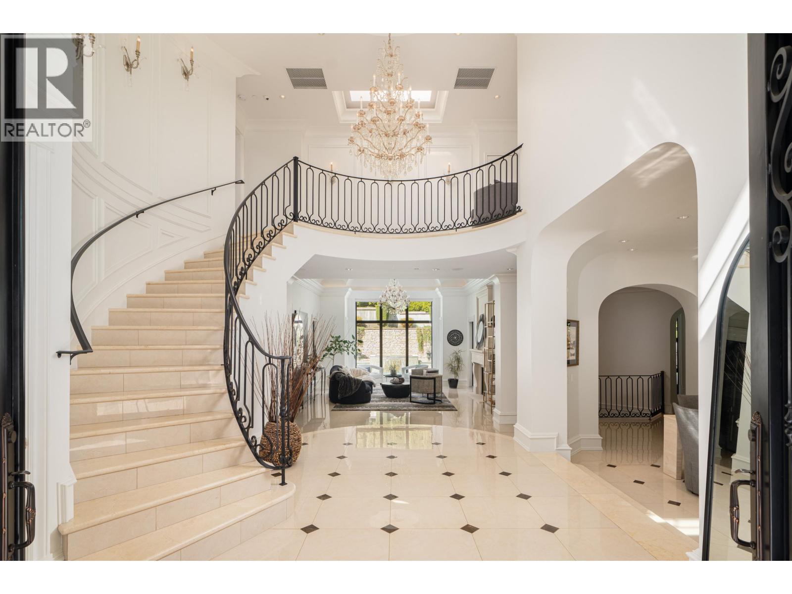 397 Southborough Drive, West Vancouver, British Columbia  V7S 1M3 - Photo 4 - R3116779