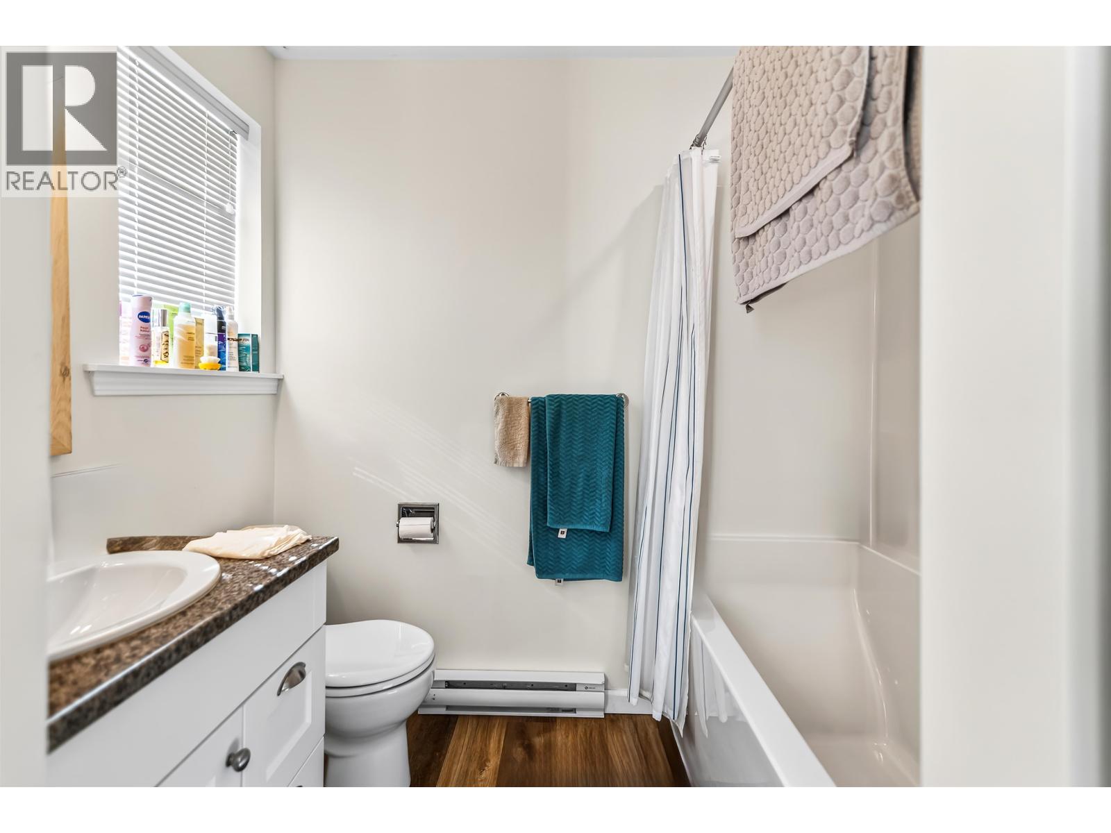 5797-5799 Sandy Hook Road, Sechelt, British Columbia  V7Z 0P1 - Photo 13 - R3116780