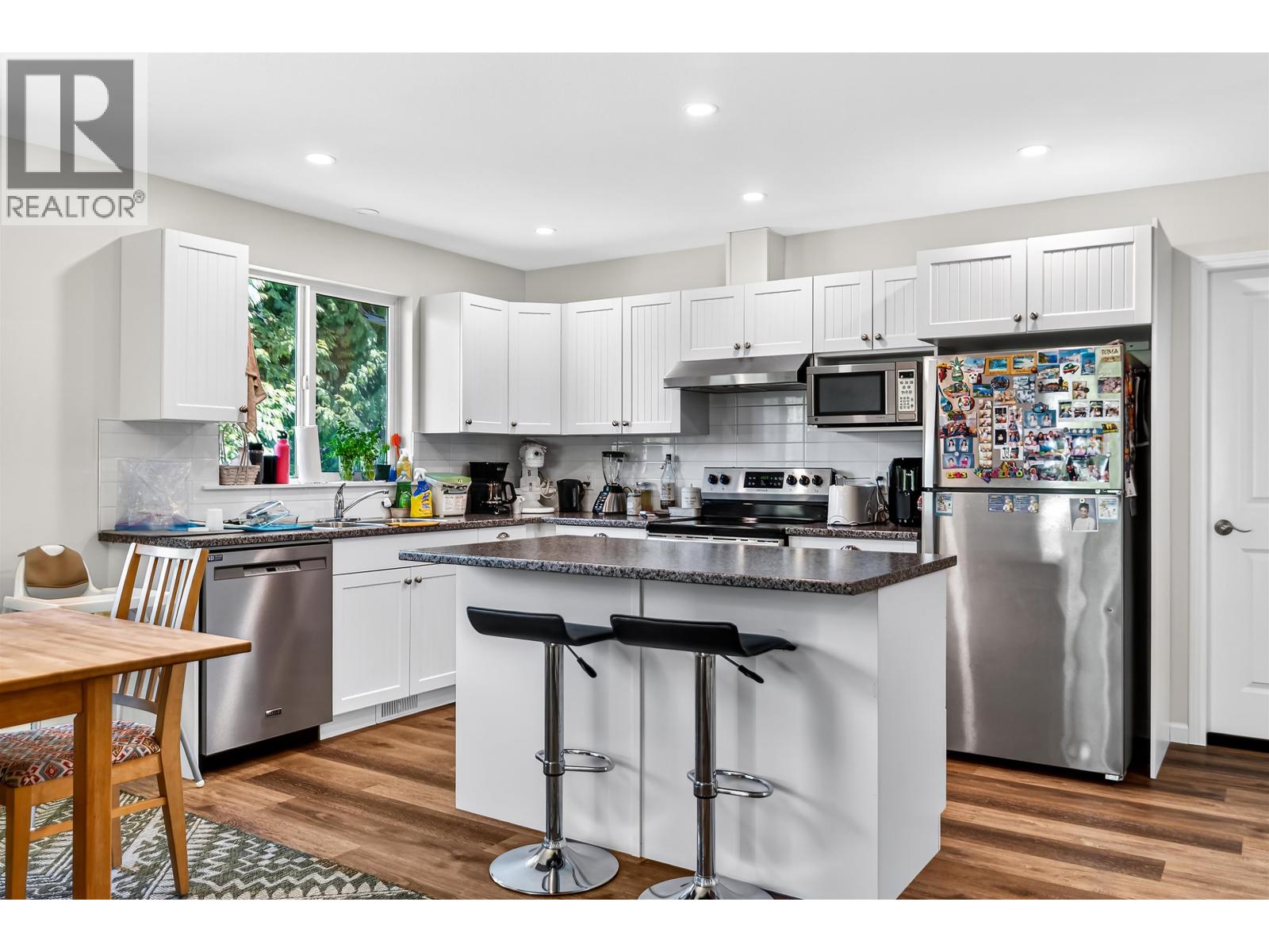 5797-5799 Sandy Hook Road, Sechelt, British Columbia  V7Z 0P1 - Photo 8 - R3116780