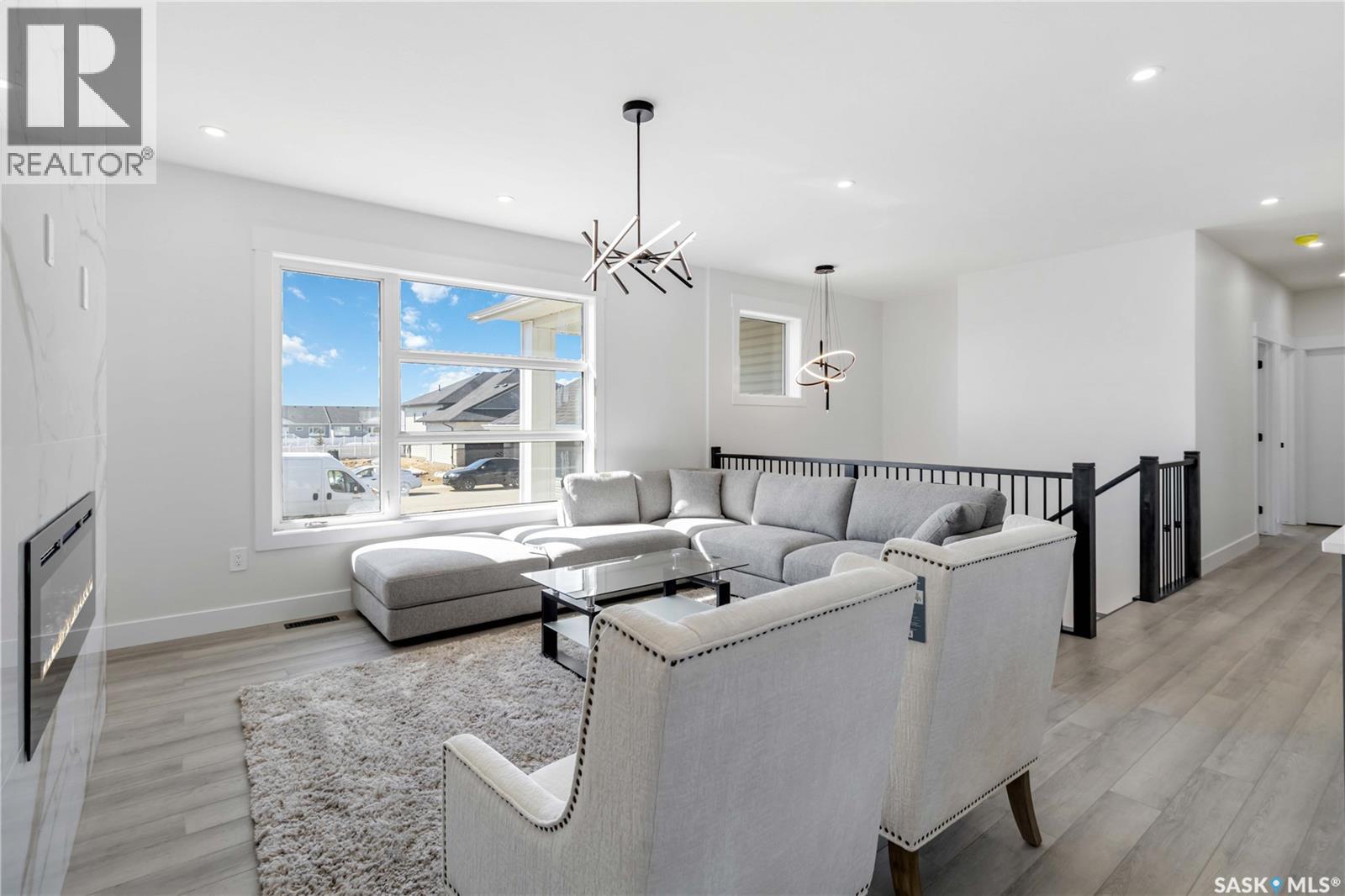 840 Ballesteros Crescent, Warman, Saskatchewan  S0K 4S4 - Photo 5 - SK026205