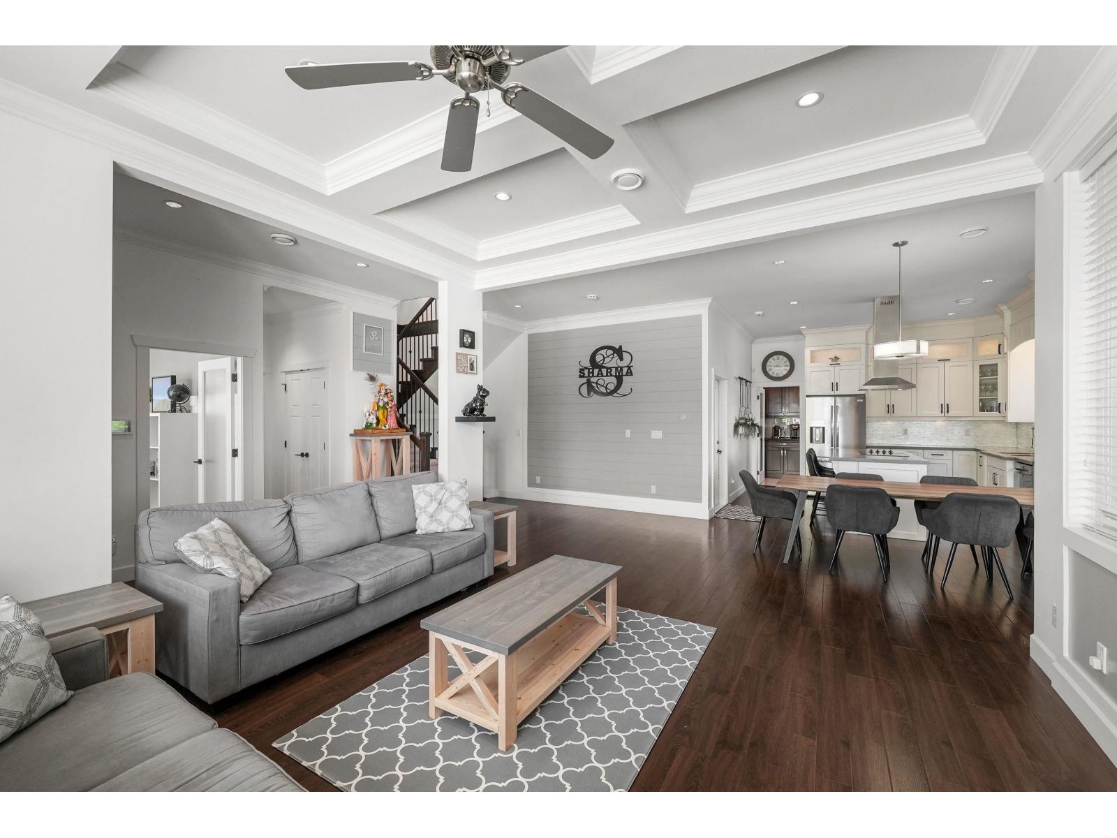 12502 58a Avenue, Surrey, British Columbia  V3X 0E8 - Photo 2 - R3115911