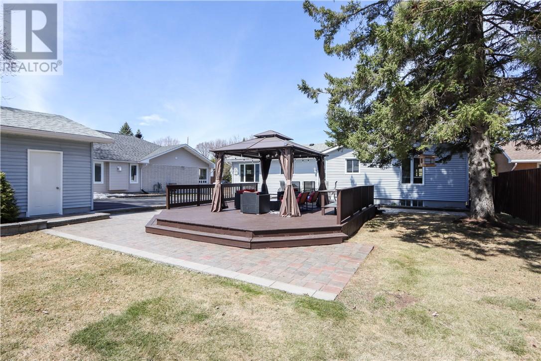 127 Patricia Street, Lively, Ontario  P3Y 1A1 - Photo 4 - 2127376