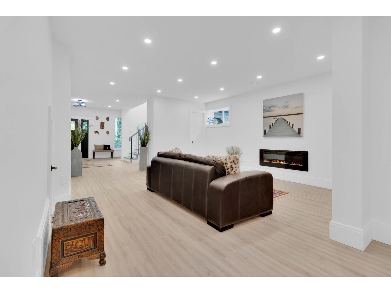 13407 Marine Drive, Surrey, British Columbia  V4A 1G1 - Photo 11 - R3115077